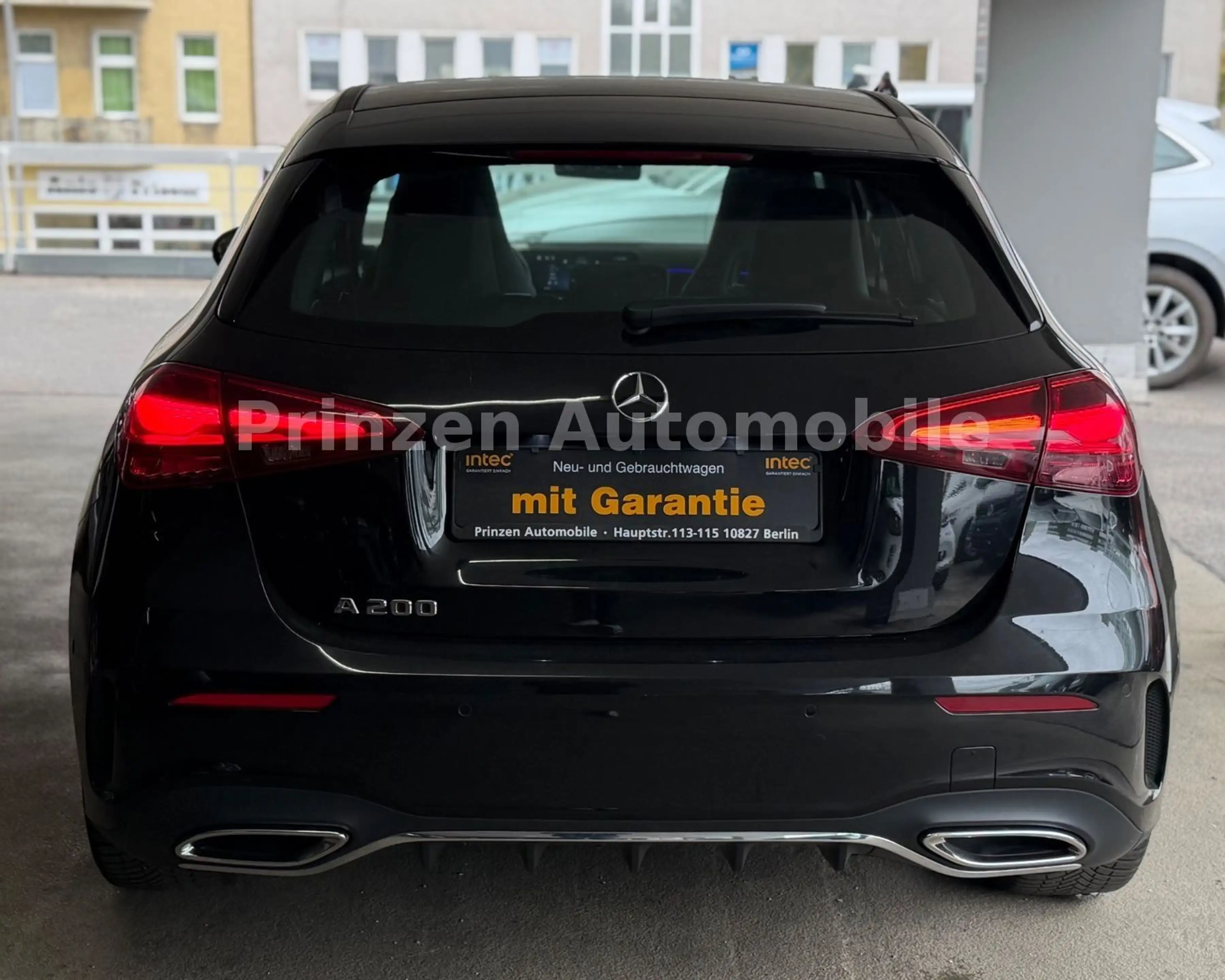 Mercedes-Benz A 200 *AMG*Ambiente*Led*Spur*R.Kam*Acc*Keyless* — photo 5