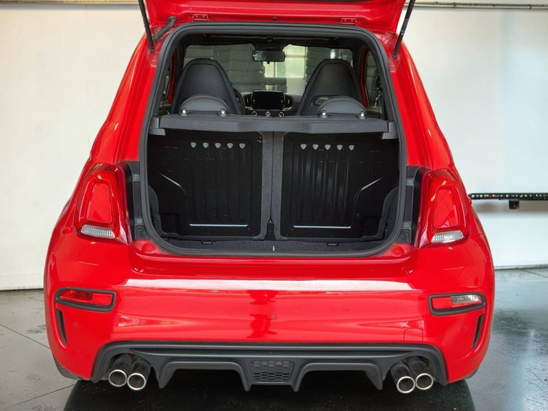 Abarth 500 595 Competizione — photo 10