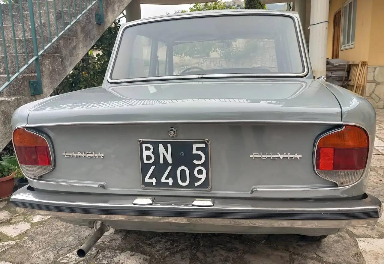Lancia Fulvia Berlina, foto 2