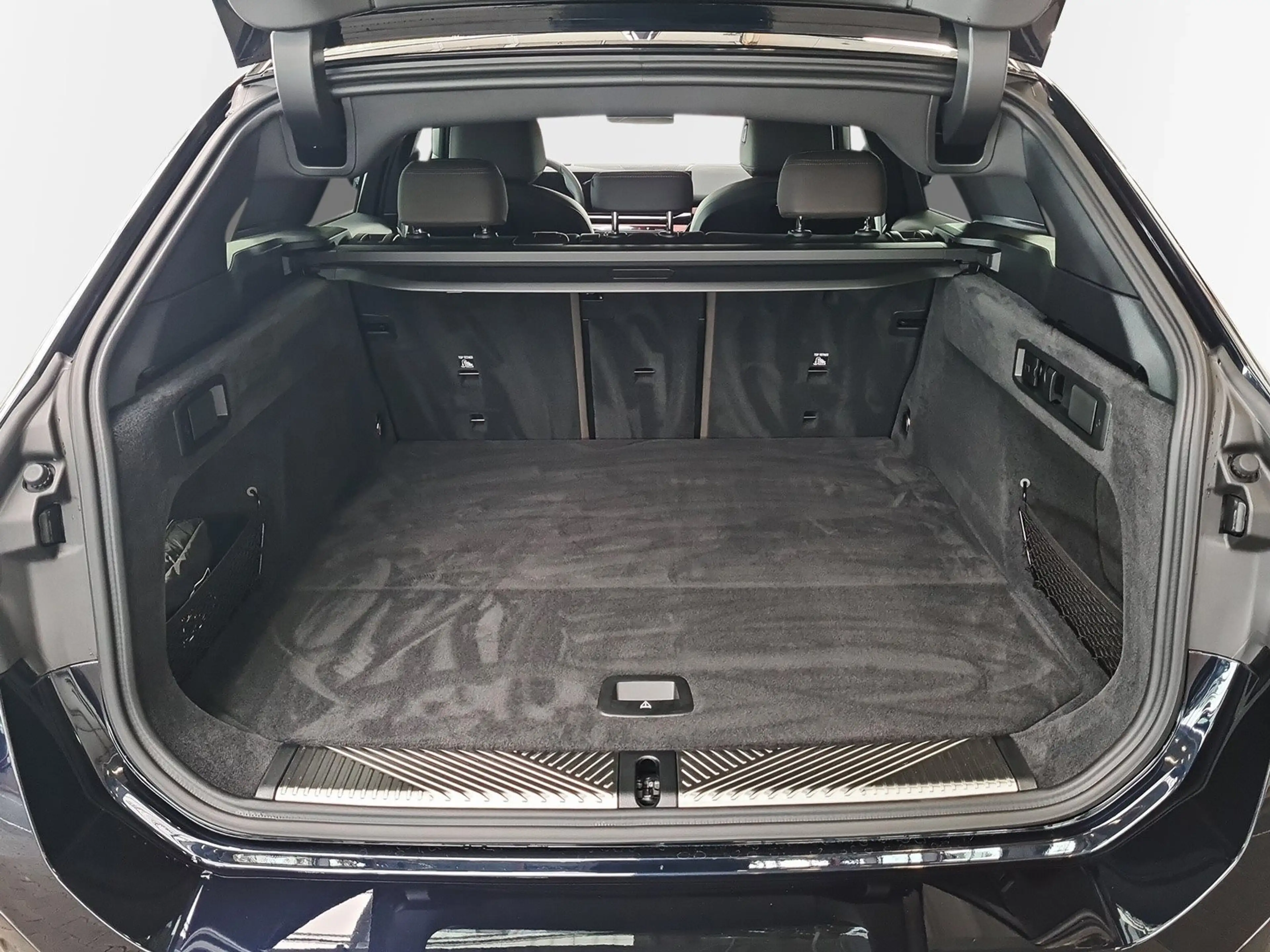 BMW 540 d xDrive M-Sport Pro AHK Finanzierung ab 1,99% — photo 14