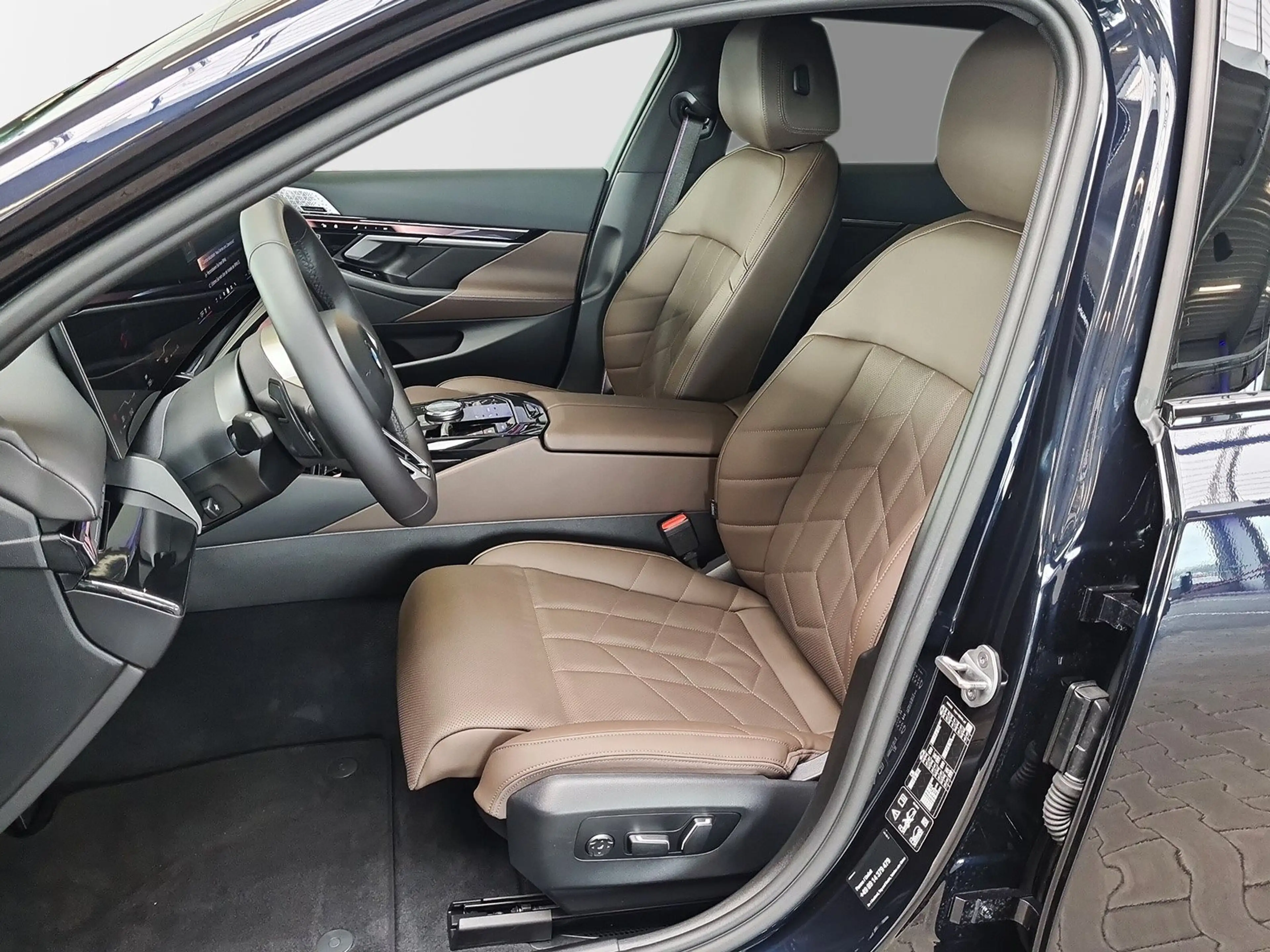 BMW 540 d xDrive M-Sport Pro AHK Finanzierung ab 1,99% — photo 9