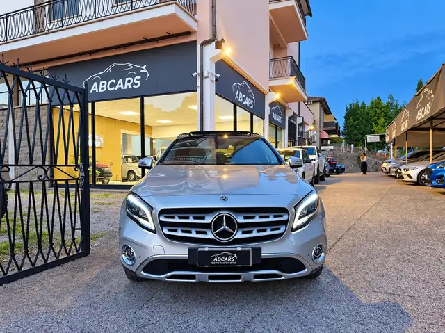 Mercedes-Benz GLA 220 d Sport 4matic auto tetto apribile keyless