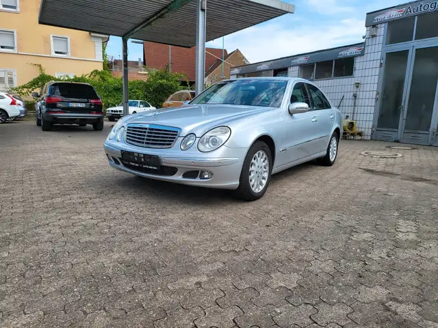 Mercedes-Benz E 350 4MATIC ELEGANCE
