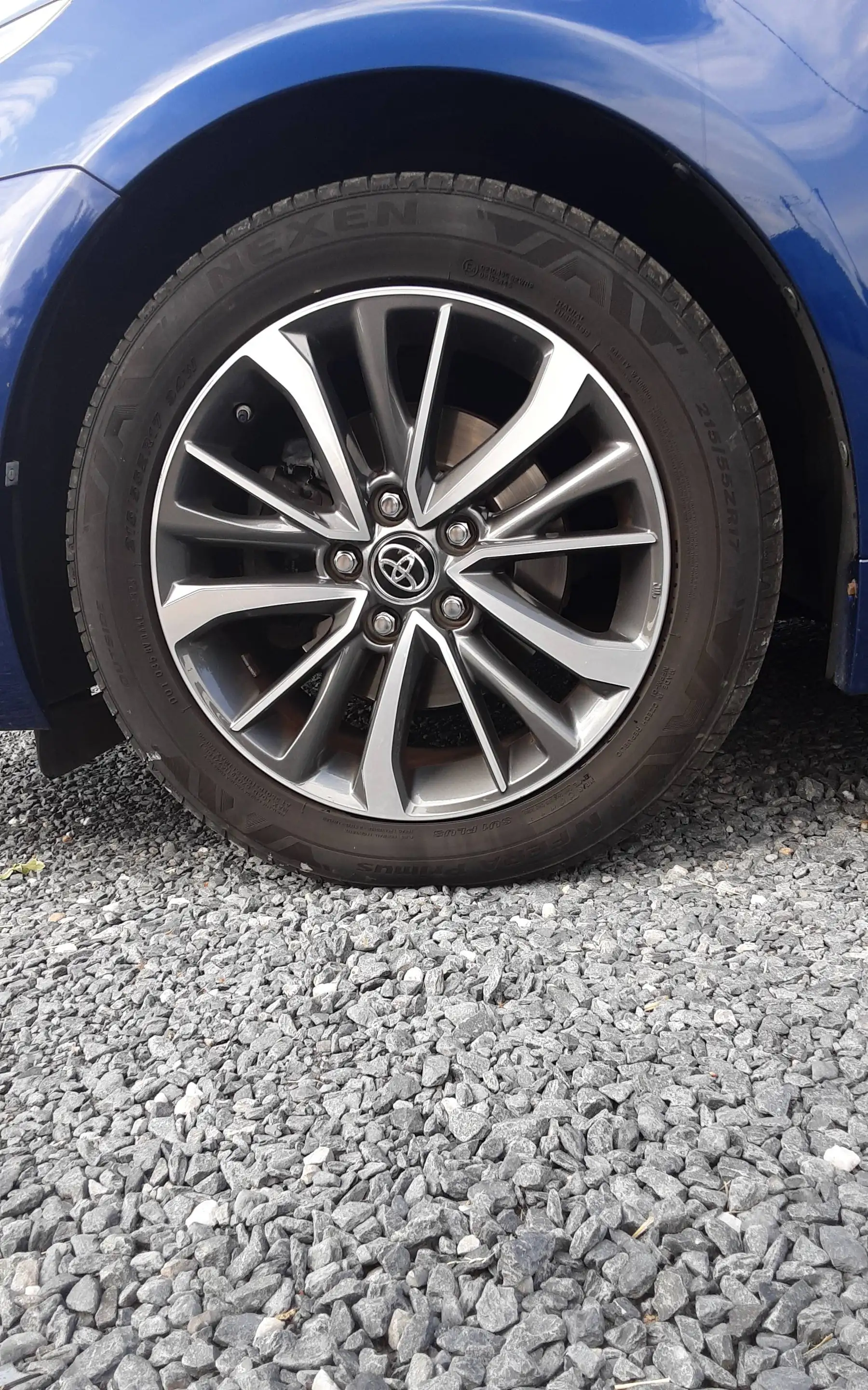 Toyota Avensis D4D — photo 9