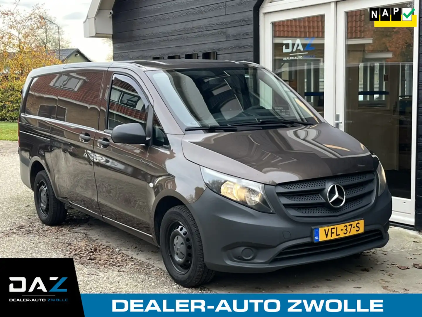 Mercedes-Benz Vito 116 CDI Lang Aut/Ecc/Leer/Navi/Trekhaak Marrón - 1