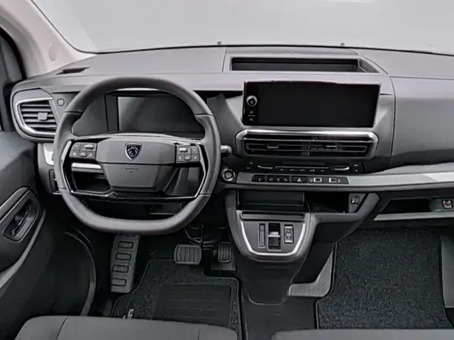 Peugeot Traveller view 13