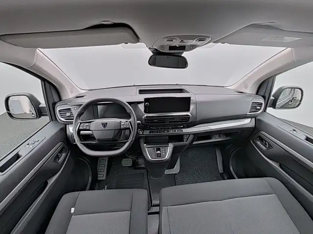 Peugeot Traveller view 12
