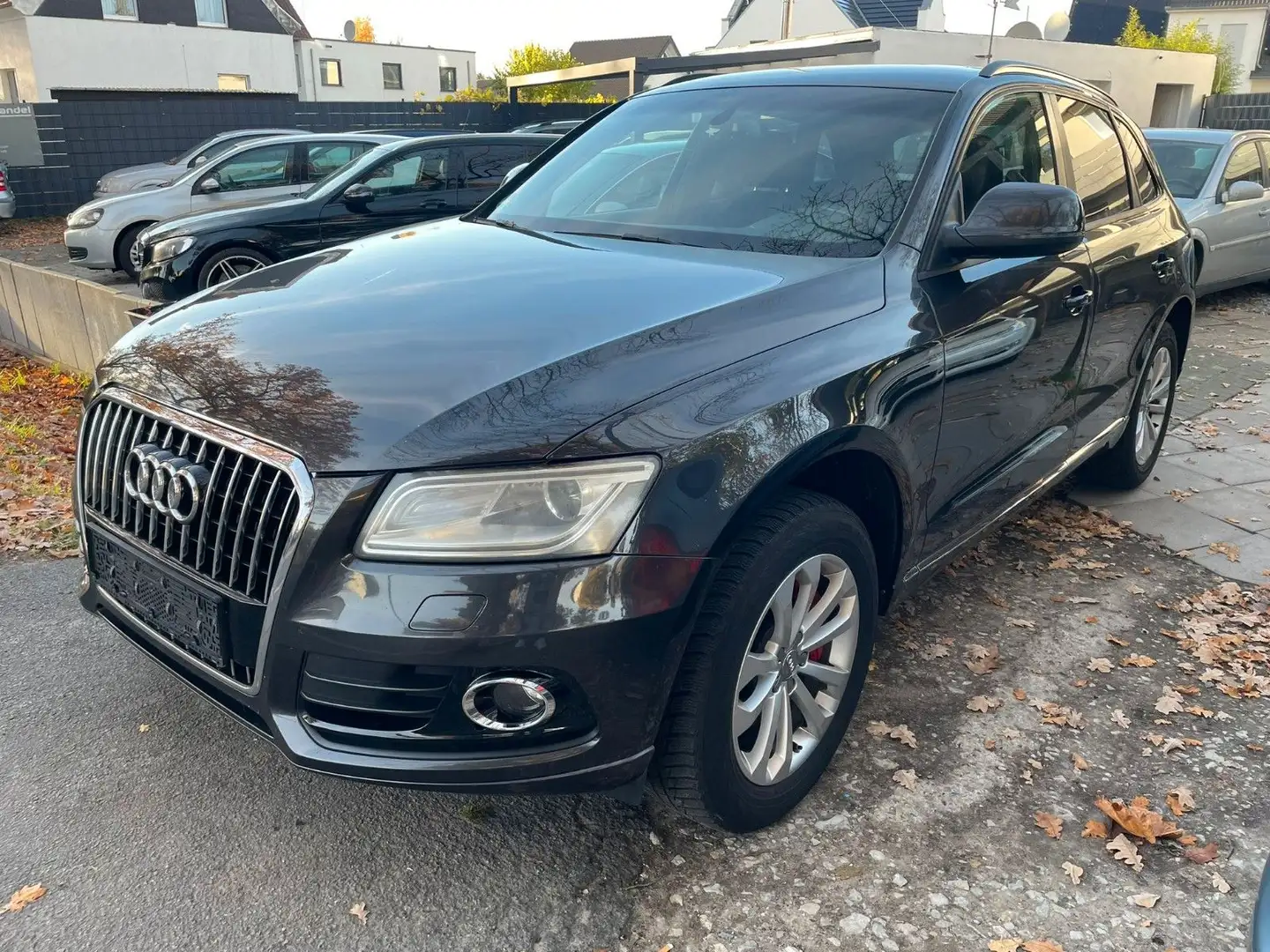 Audi Q5 3.0TDI 180 kW quattro,Autom.,AHK,Alu,SHZ,Navi Grau - 1