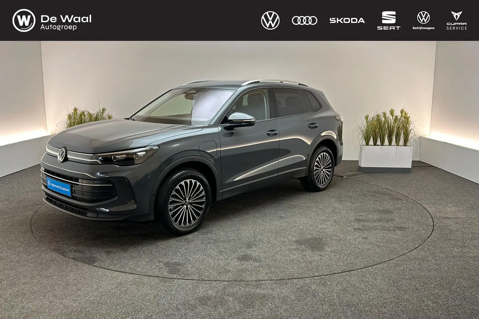 Volkswagen Tiguan 1.5 204pk DSG eHybrid Life Edition | Adaptive Crui Grau - 1