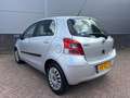 Toyota Yaris 1.3 VVTi Aspiration Silber - thumbnail 2