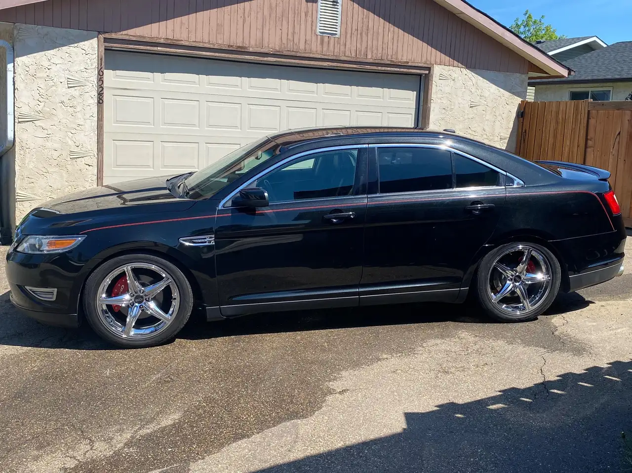 Ford Taurus photo Ford Taurus