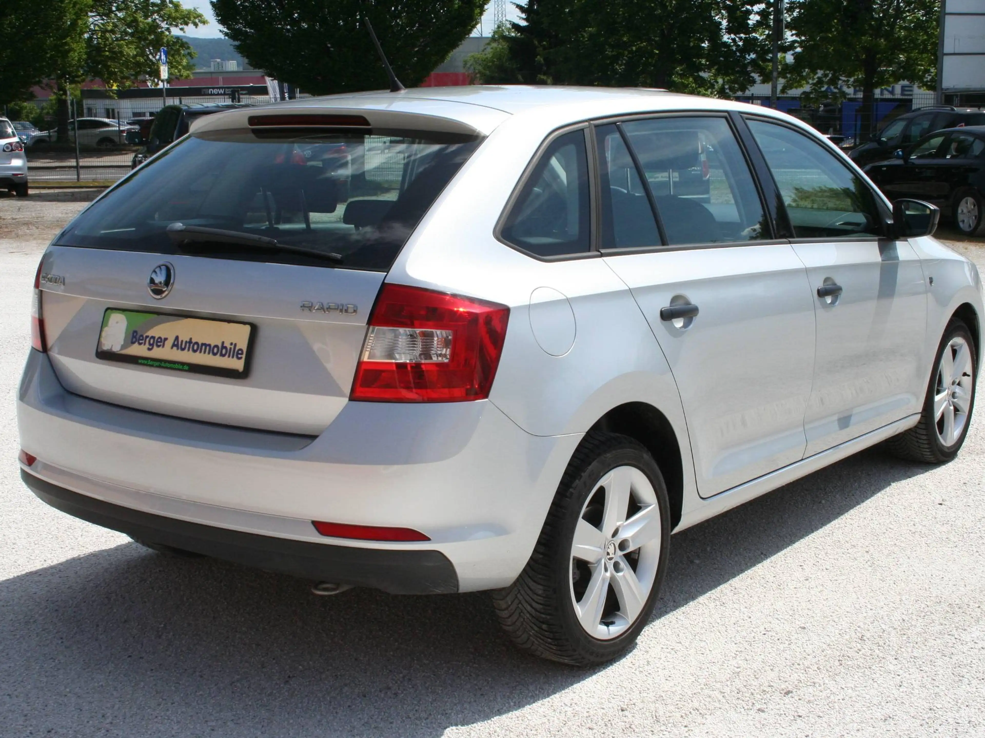 Skoda Rapid/Spaceback 1.2 TSI Cool Edition *Klima*SH* — photo 4