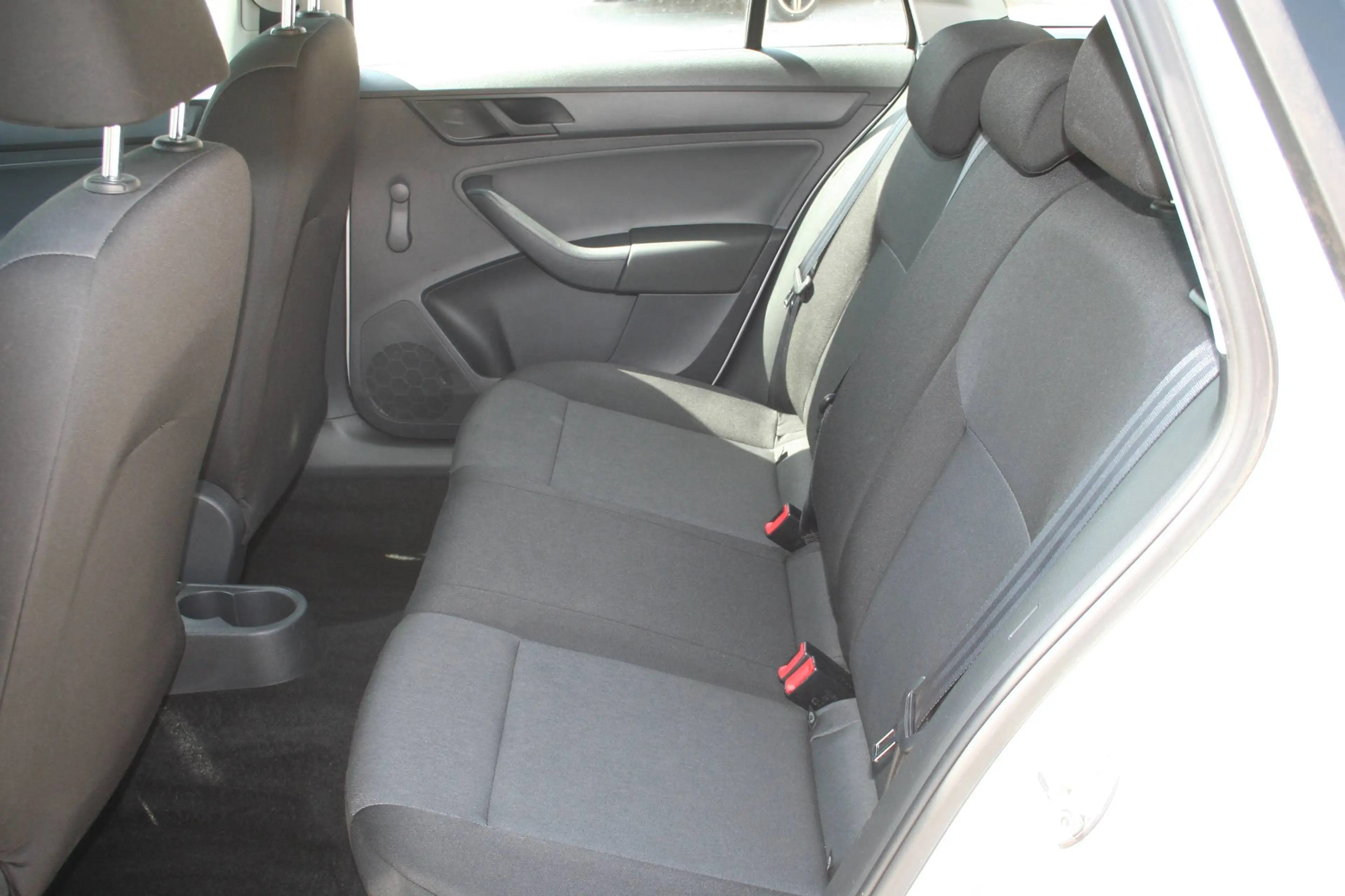 Skoda Rapid/Spaceback 1.2 TSI Cool Edition *Klima*SH* — photo 10