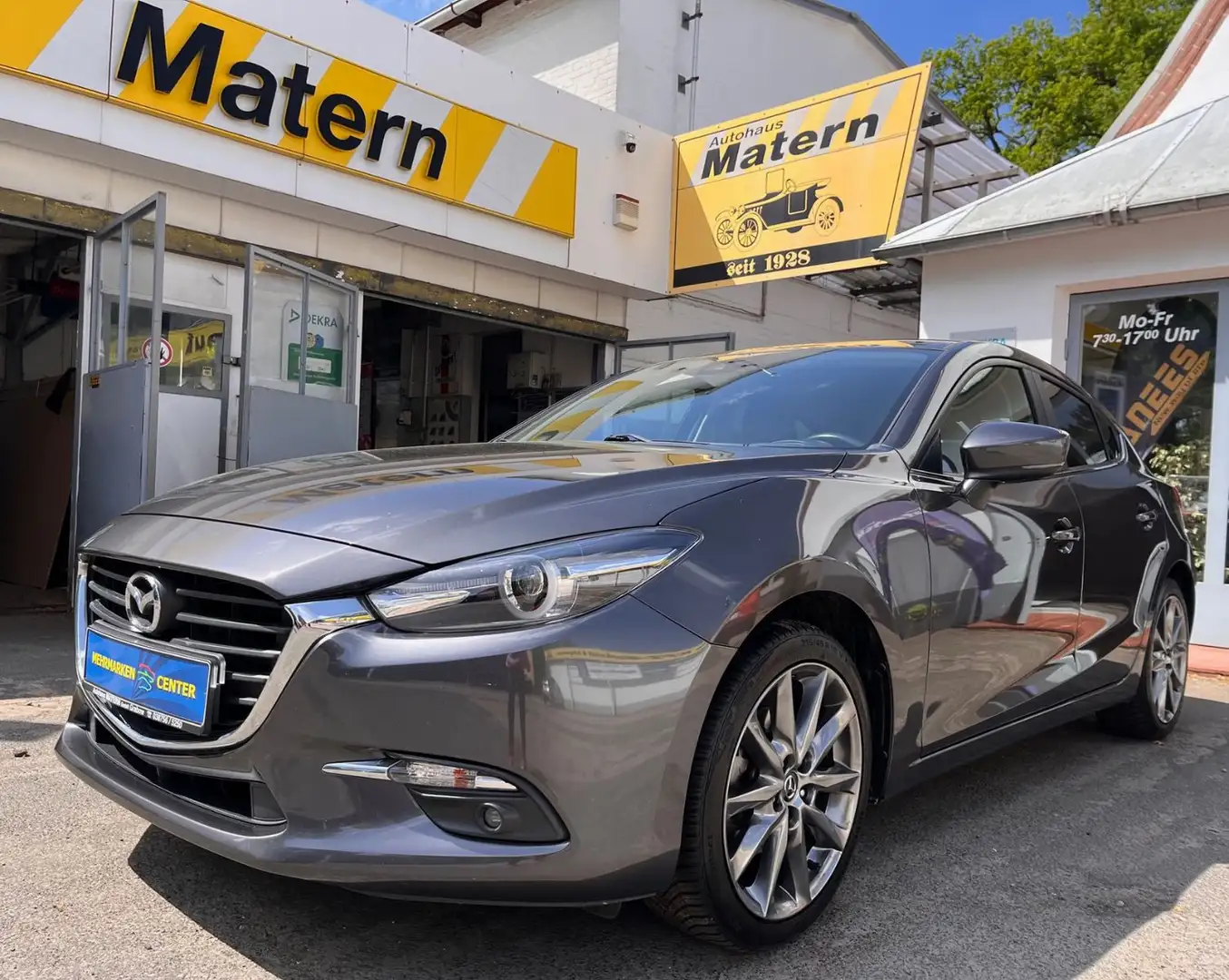 Mazda 3 Lim. Kizoku Grau - 1