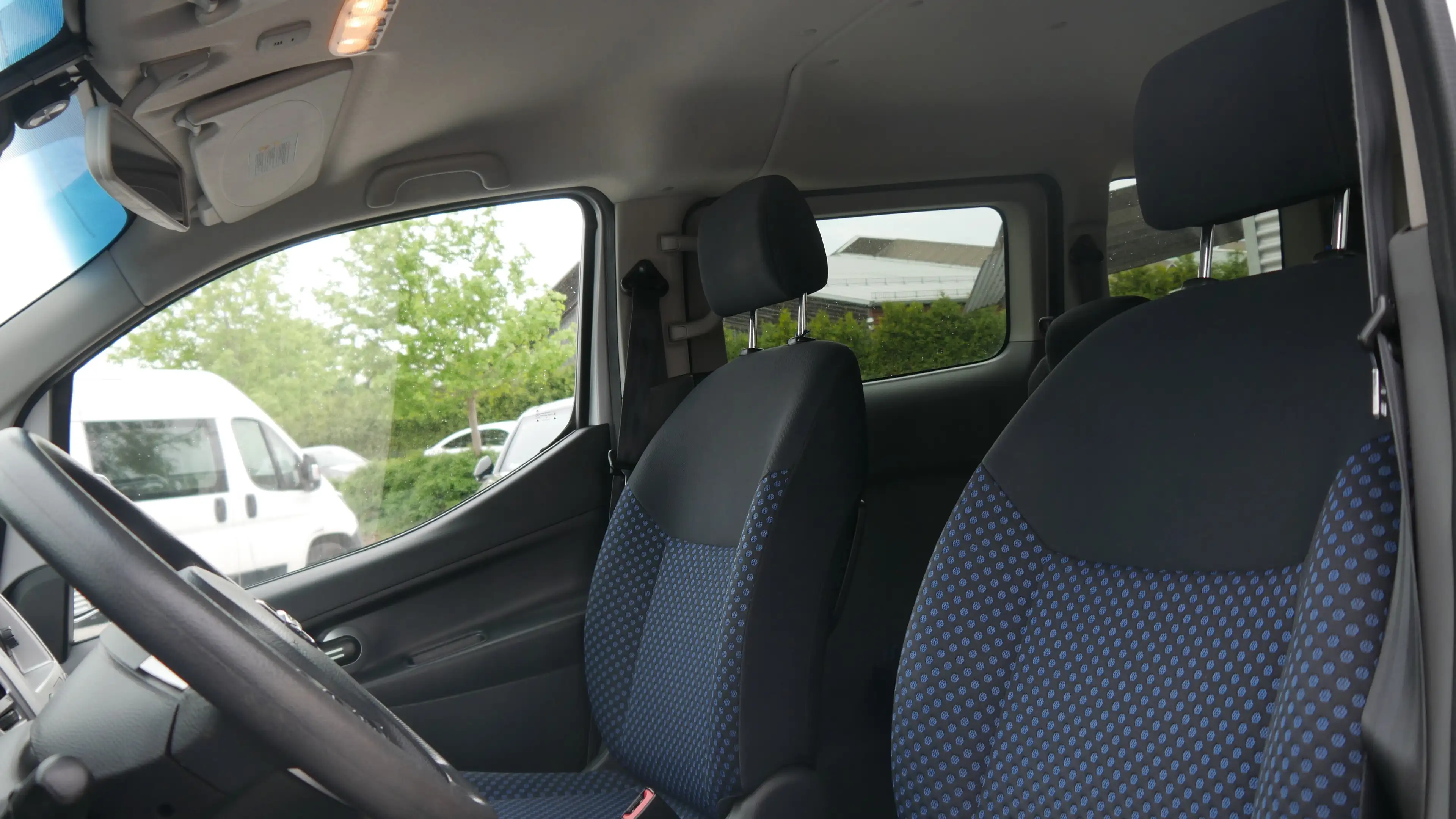 Nissan NV200 7. Sitzer Keyless AHK Rückfahrkamera Sitzheiz. — photo 12