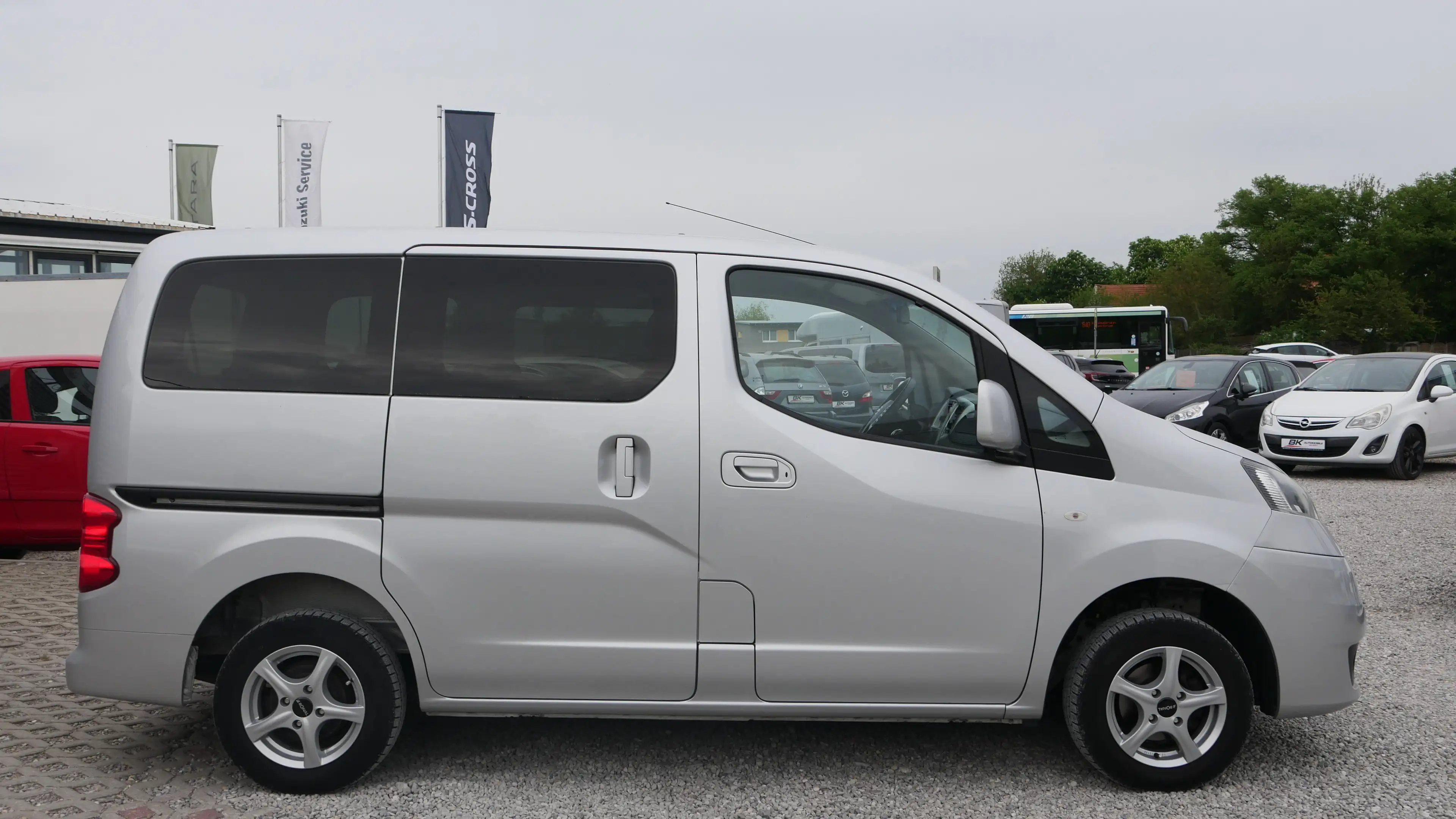 Nissan NV200 7. Sitzer Keyless AHK Rückfahrkamera Sitzheiz. — photo 2