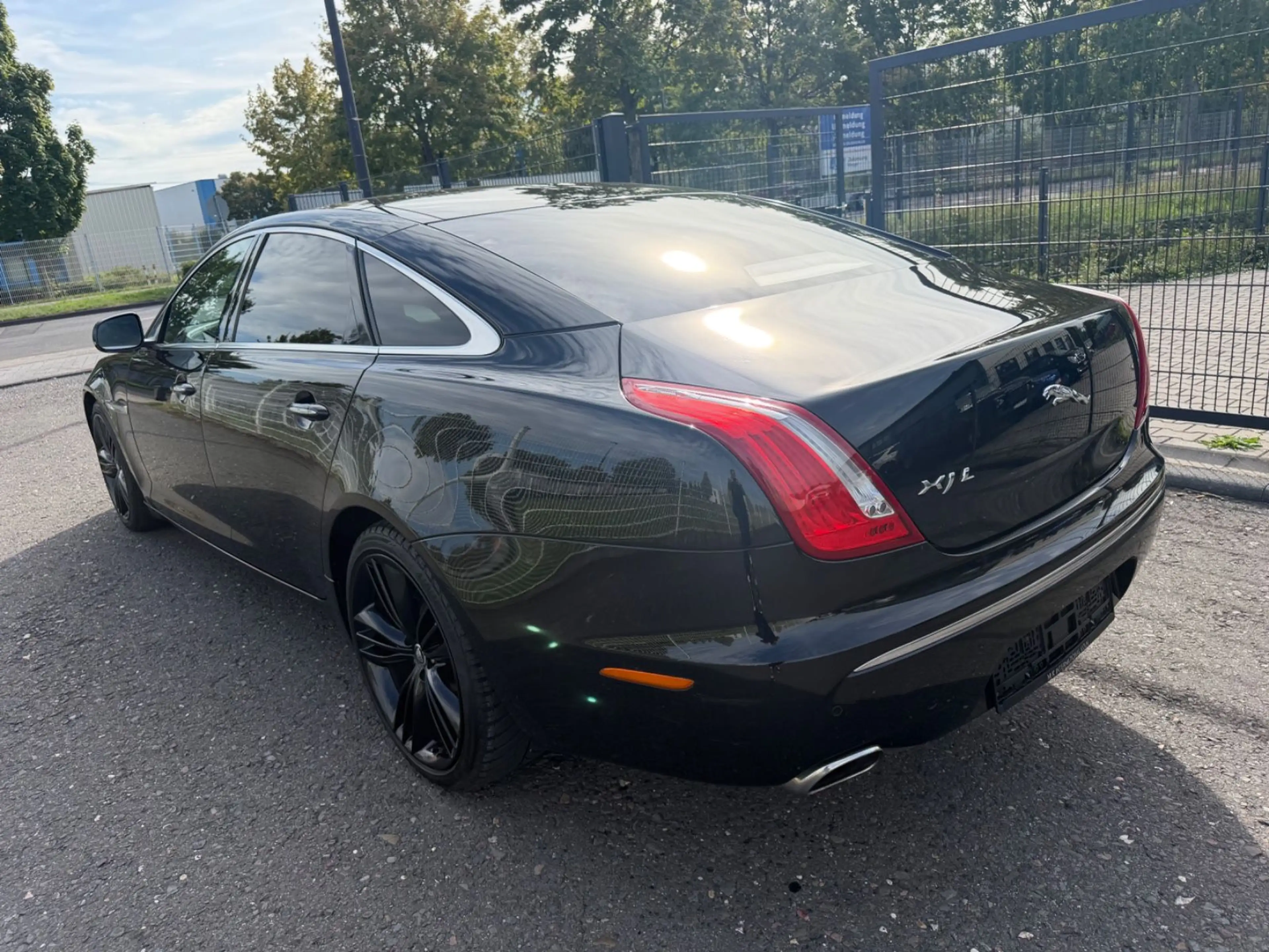 Jaguar XJ 5.0 V8 Premium Luxury Lang-Mega Voll! — photo 12