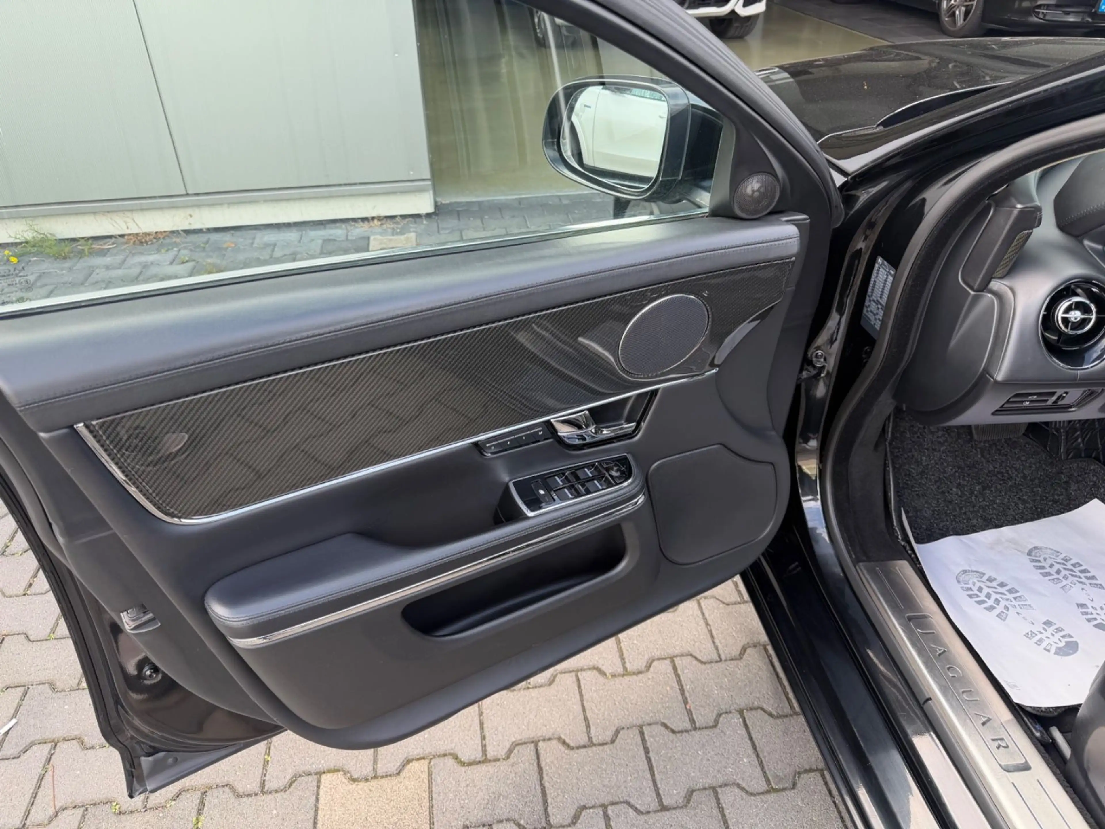Jaguar XJ 5.0 V8 Premium Luxury Lang-Mega Voll! — photo 9