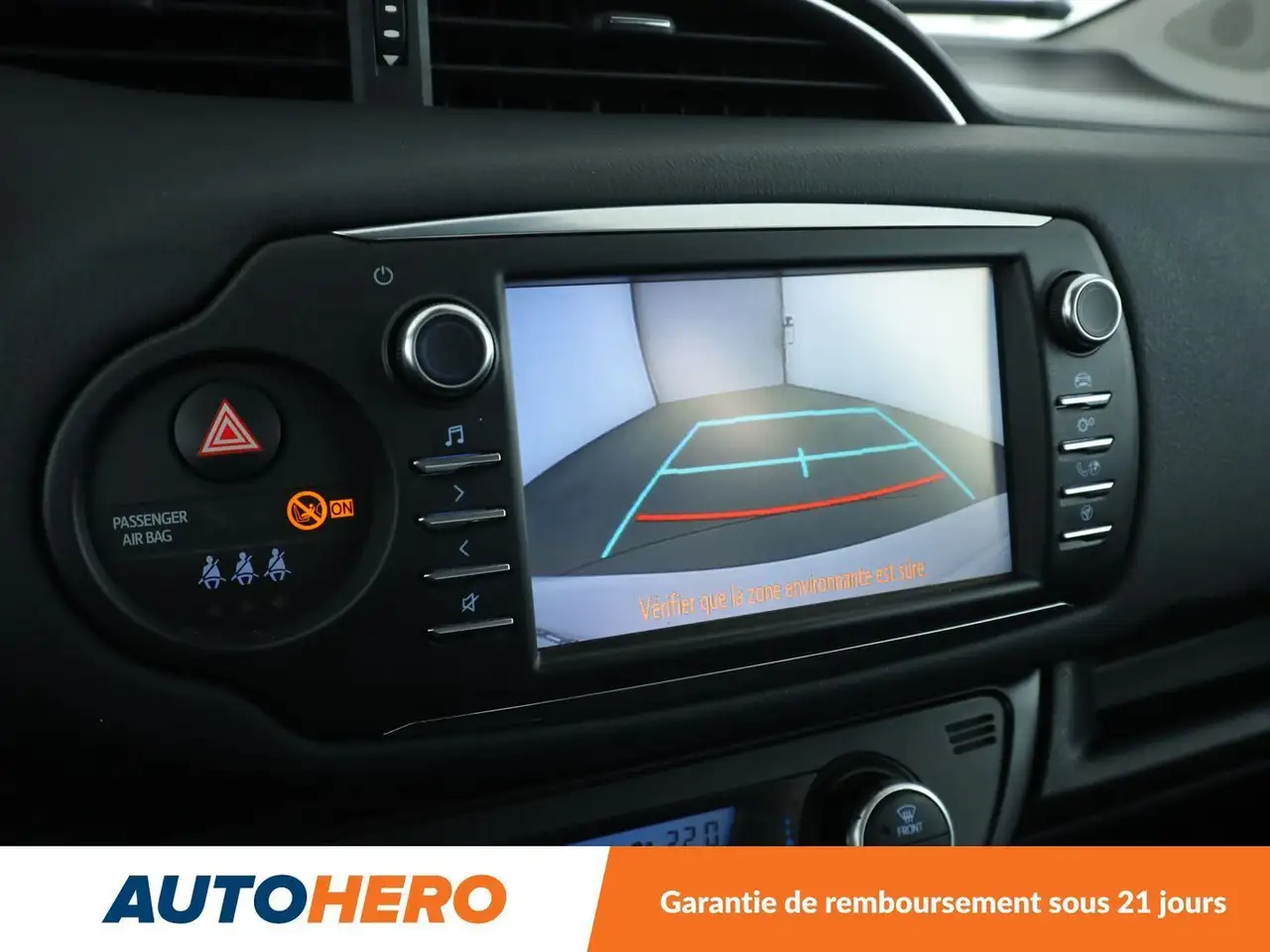 Toyota Yaris Yaris — photo 25