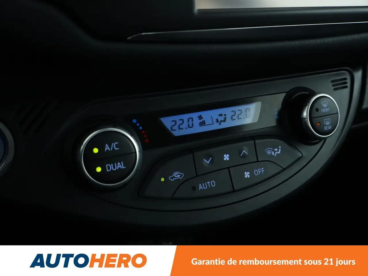 Toyota Yaris Yaris — photo 28