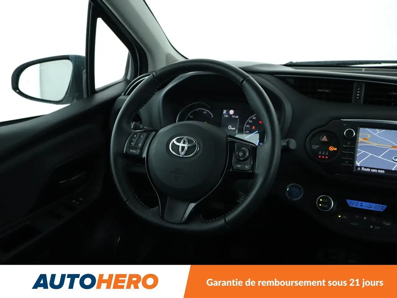Toyota Yaris Yaris — photo 13
