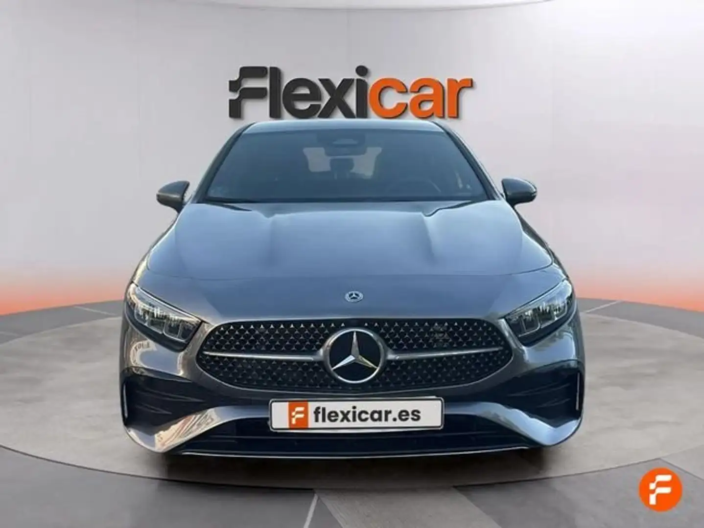 Mercedes-Benz A 180 Gris - 2
