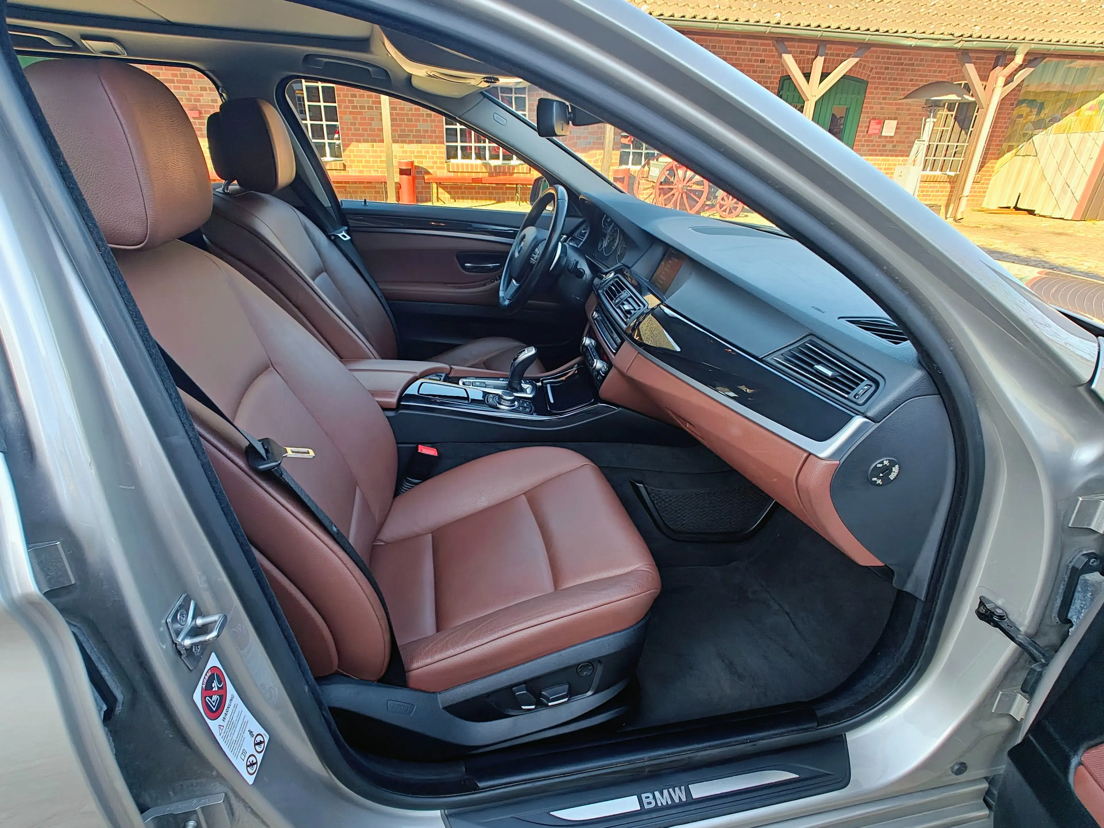BMW 525 525d Automatik/ Panorama Dach -AHK — photo 15