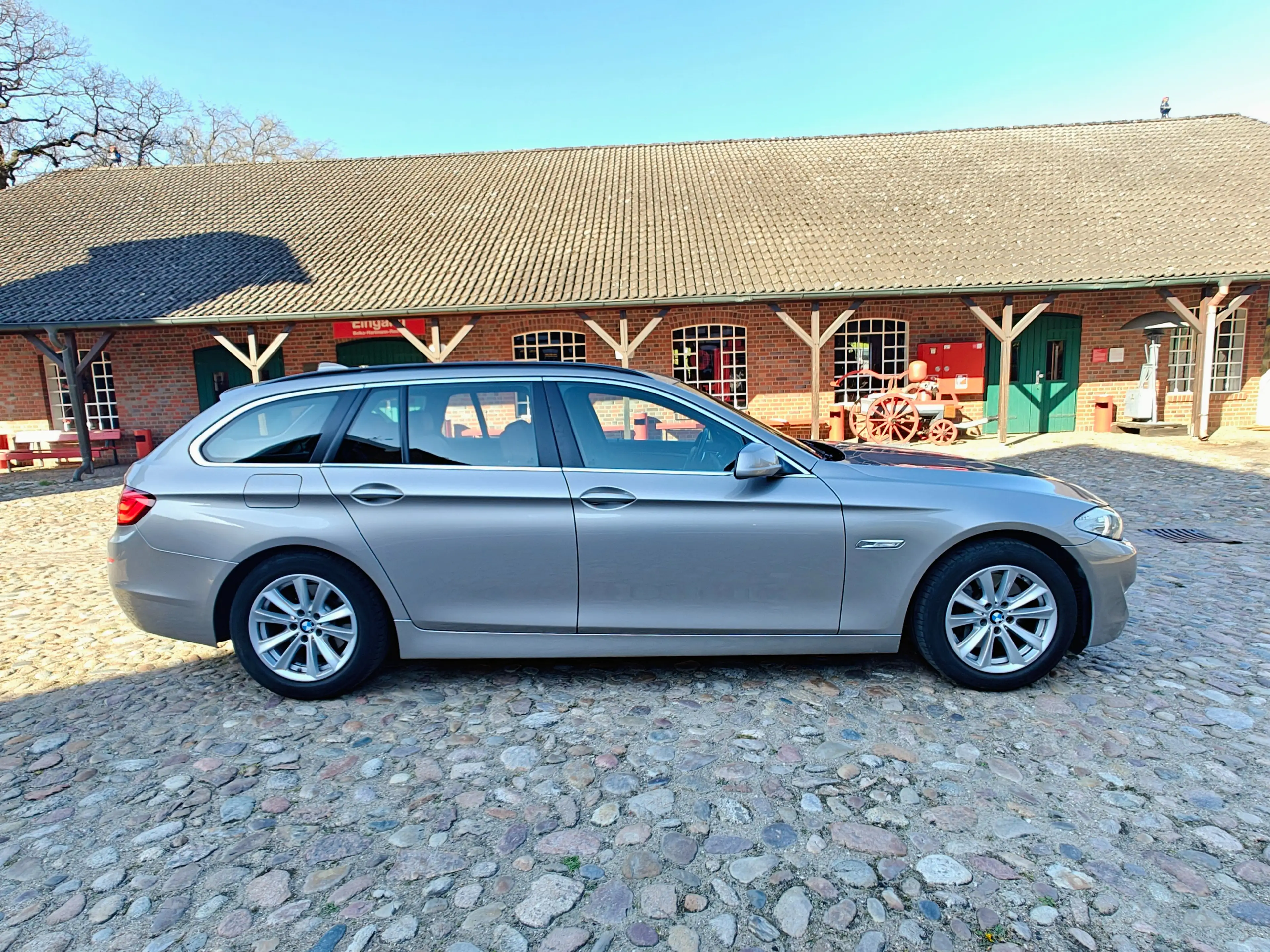 BMW 525 525d Automatik/ Panorama Dach -AHK — photo 5
