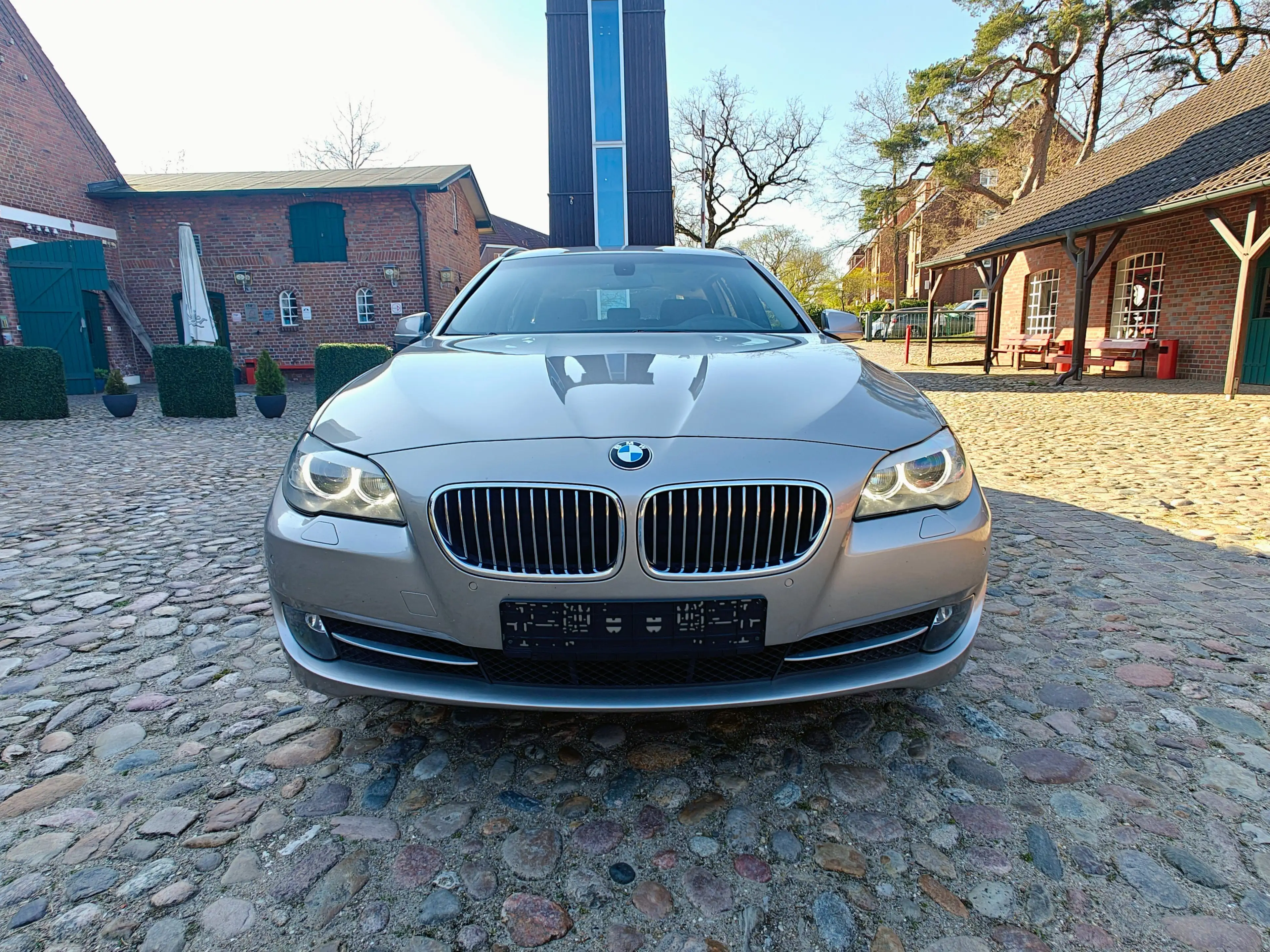 BMW 525 525d Automatik/ Panorama Dach -AHK — photo 3