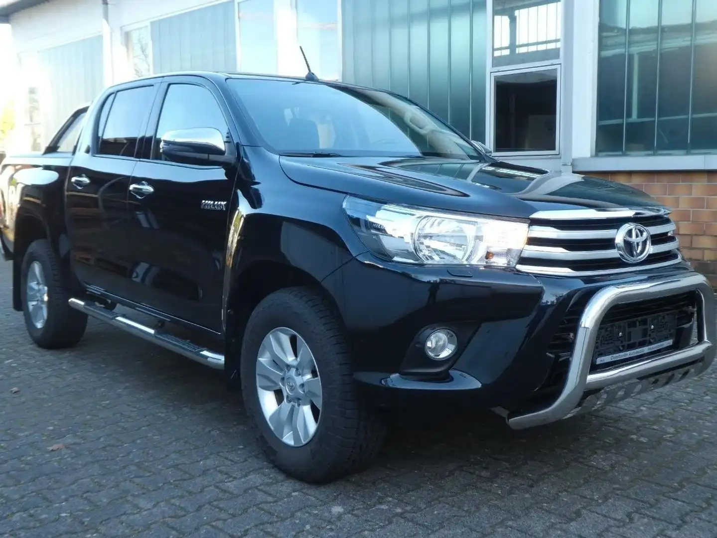 Toyota Hilux Hilux 2.4 d-4d double cab Executive 4wd auto Nero - 2