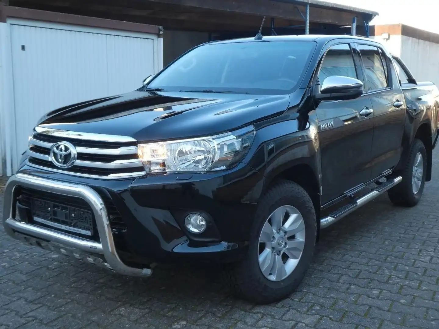 Toyota Hilux Hilux 2.4 d-4d double cab Executive 4wd auto Nero - 1