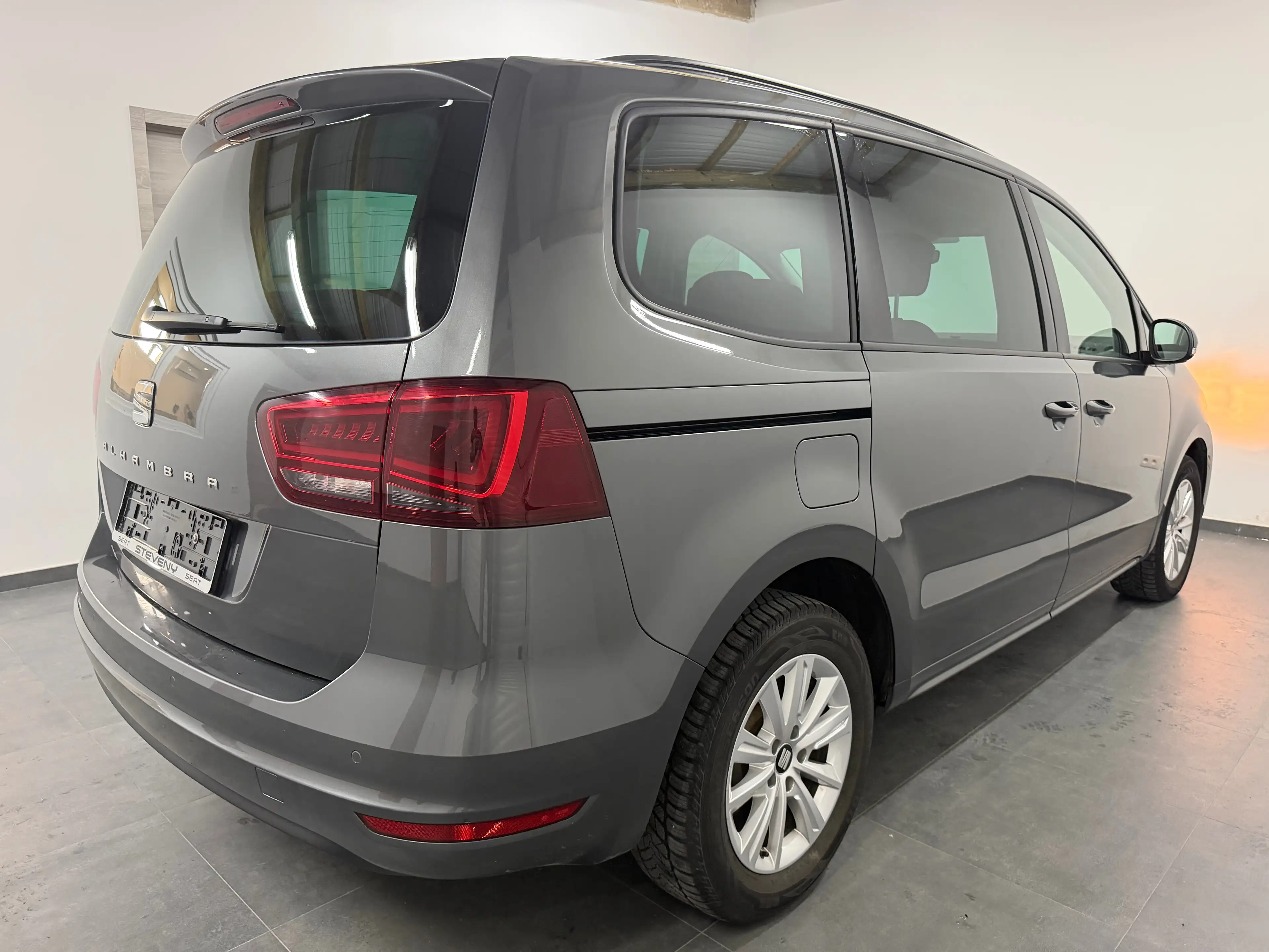 SEAT Alhambra 2.0 CR TDi 7pl - 1erMain - Camera - CarPlay - Carnet - EU6b — photo 8