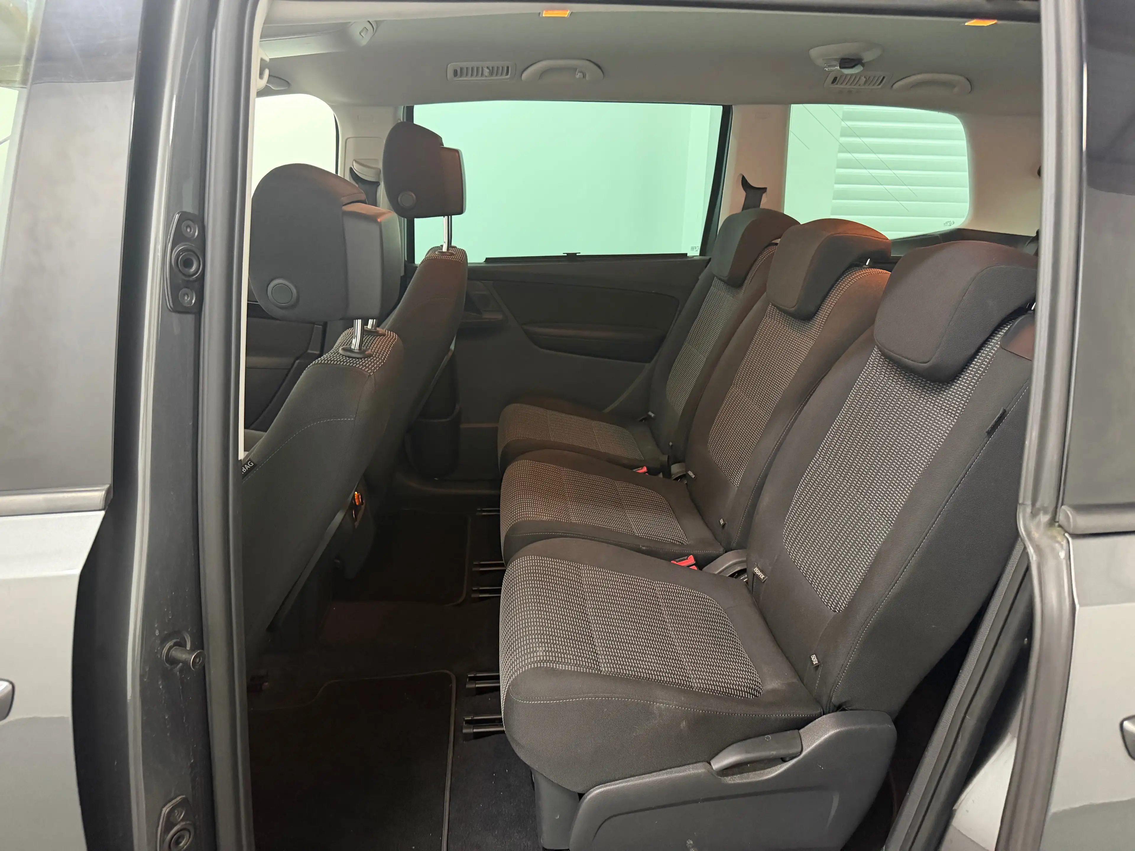 SEAT Alhambra 2.0 CR TDi 7pl - 1erMain - Camera - CarPlay - Carnet - EU6b — photo 9