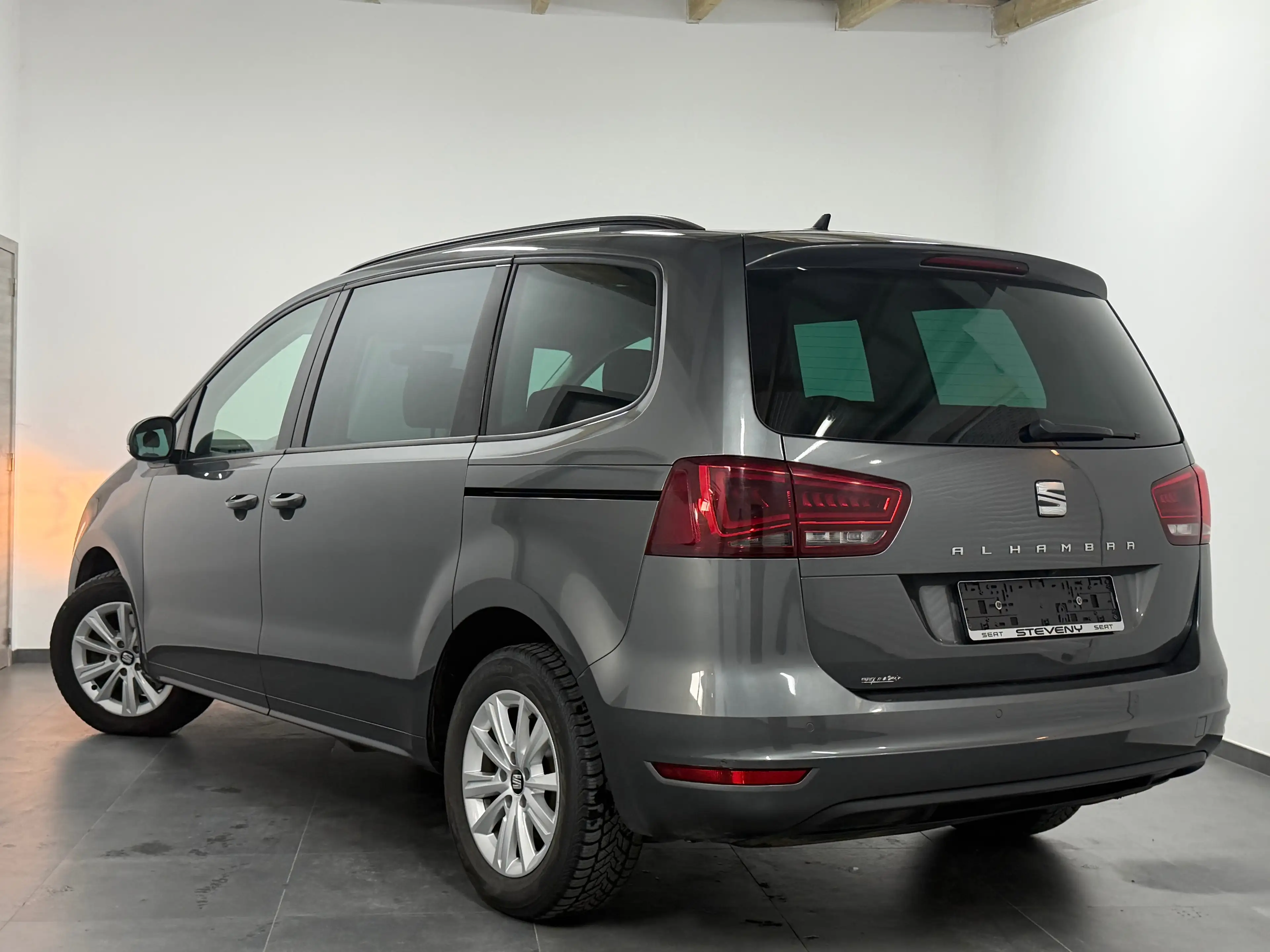 SEAT Alhambra 2.0 CR TDi 7pl - 1erMain - Camera - CarPlay - Carnet - EU6b — photo 2