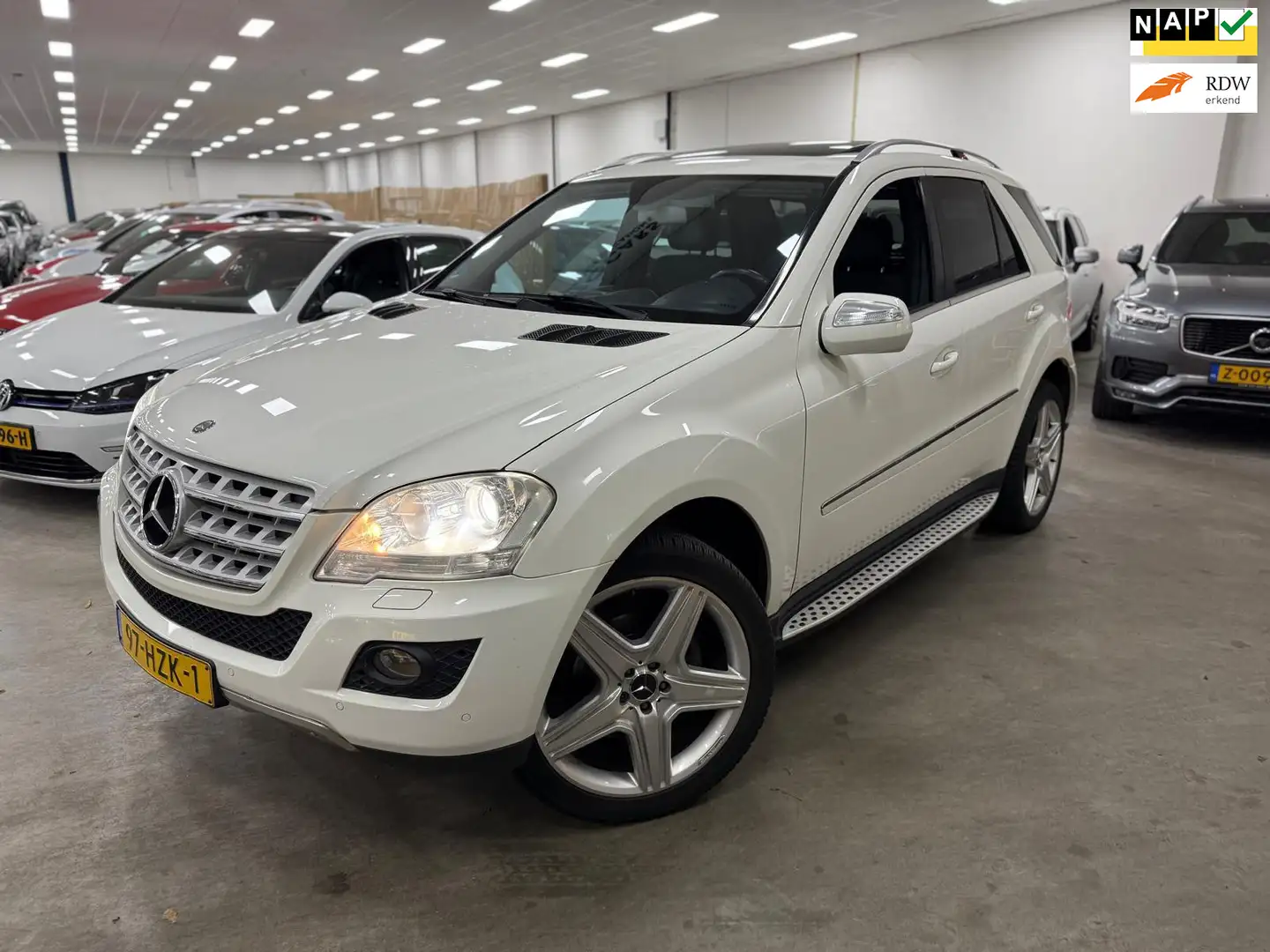 Mercedes-Benz ML 350 M-klasse / SUPER NETJES / NAP / DEALER ONDERHOUDEN Blanc - 1