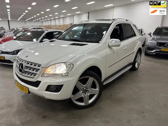 Mercedes-Benz ML 350 M-klasse / SUPER NETJES / NAP / DEALER ONDERHOUDEN