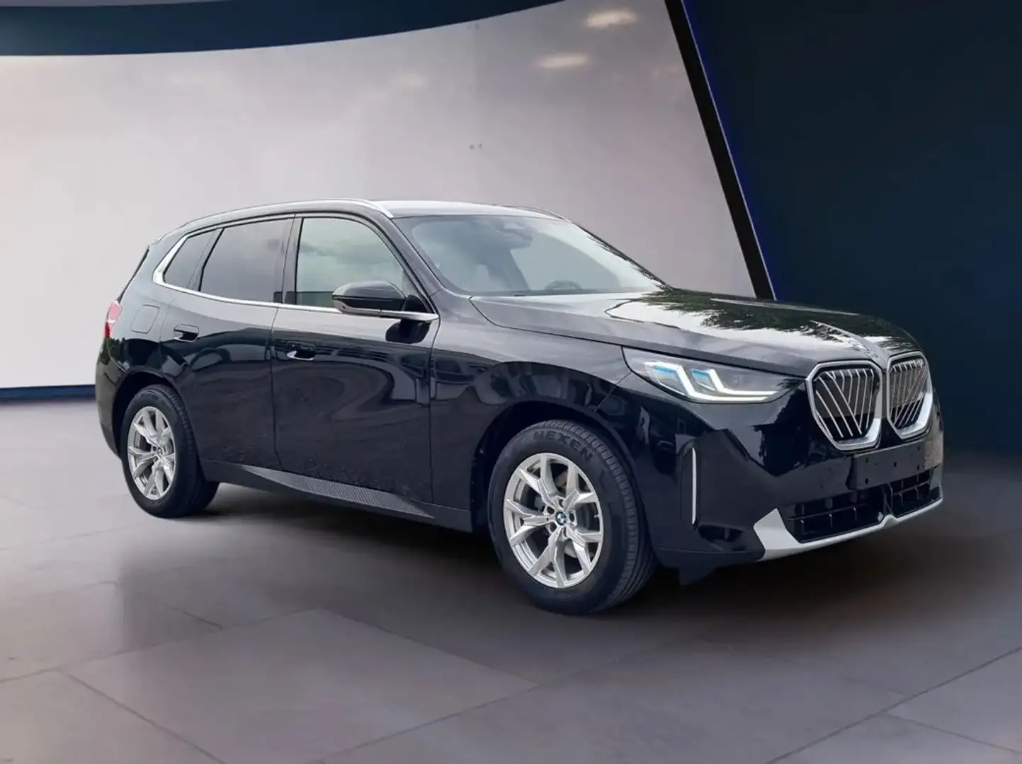 BMW X3 xDrive20i AHK Comfort+Innovation+Premium Schwarz - 2