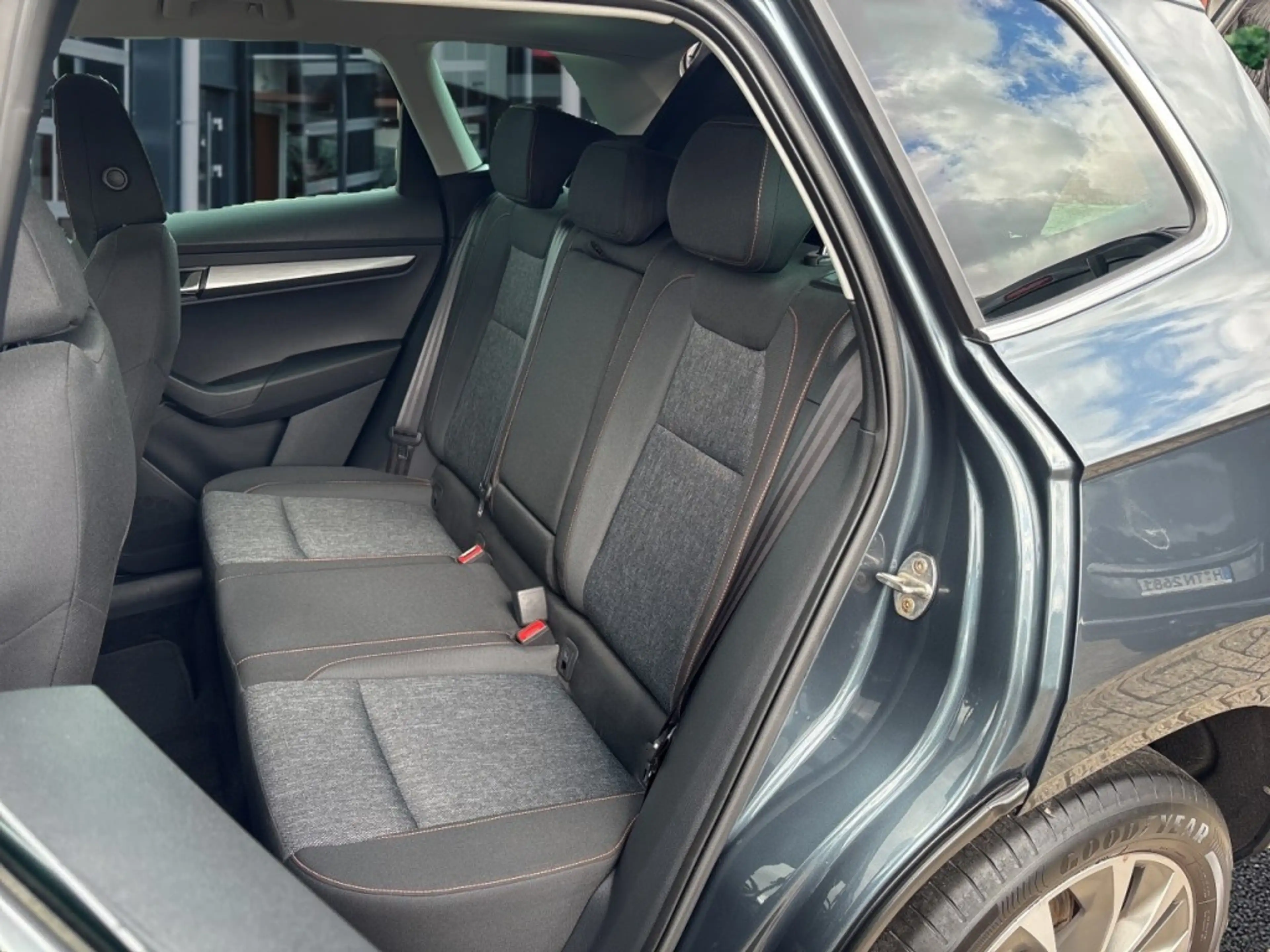 Skoda Karoq 1.0 TSI CLEVER PDC/CRUISE/LED/STOELVERW-VOOR+ACHTE — photo 12