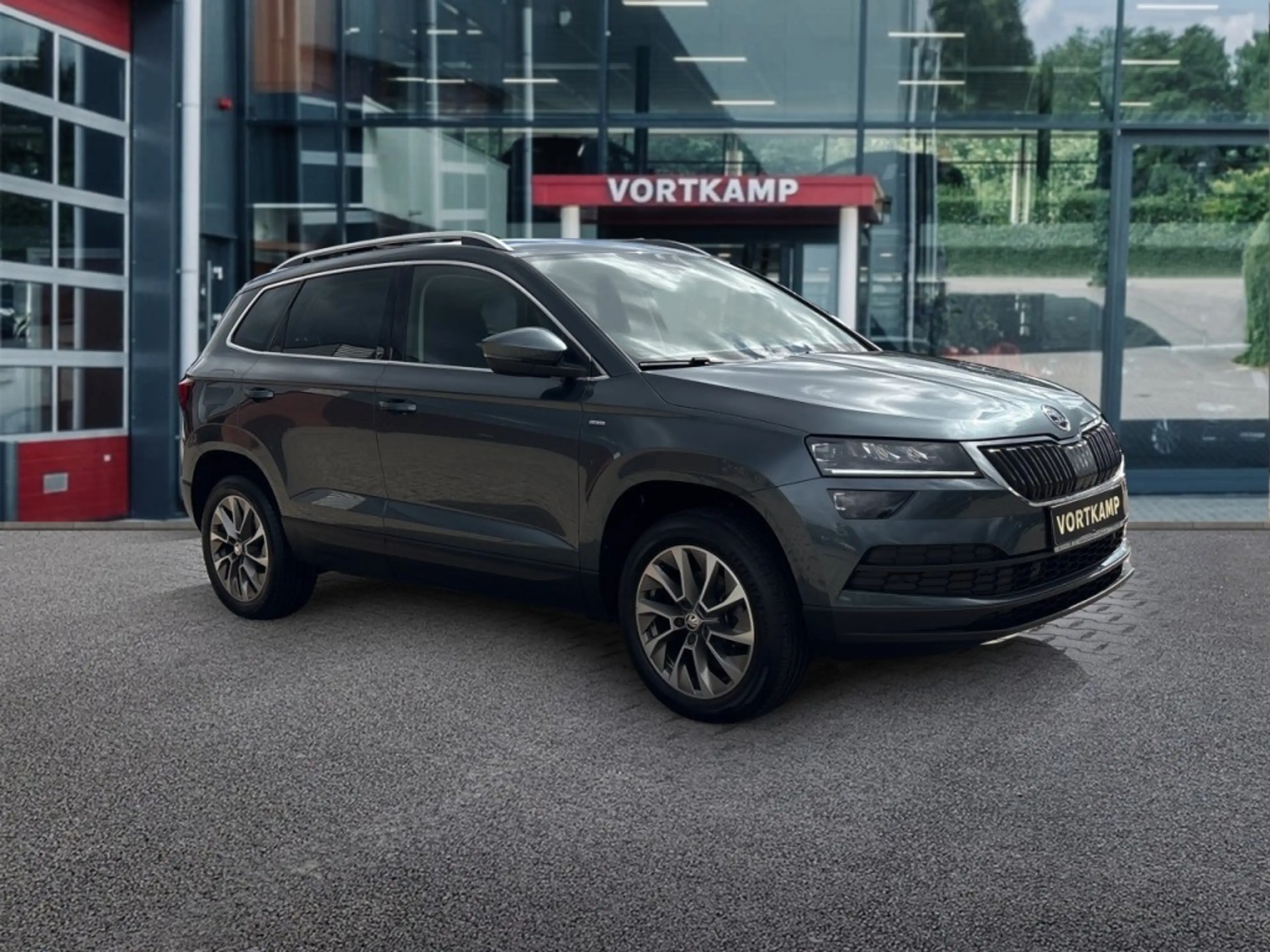 Skoda Karoq 1.0 TSI CLEVER PDC/CRUISE/LED/STOELVERW-VOOR+ACHTE — photo 3