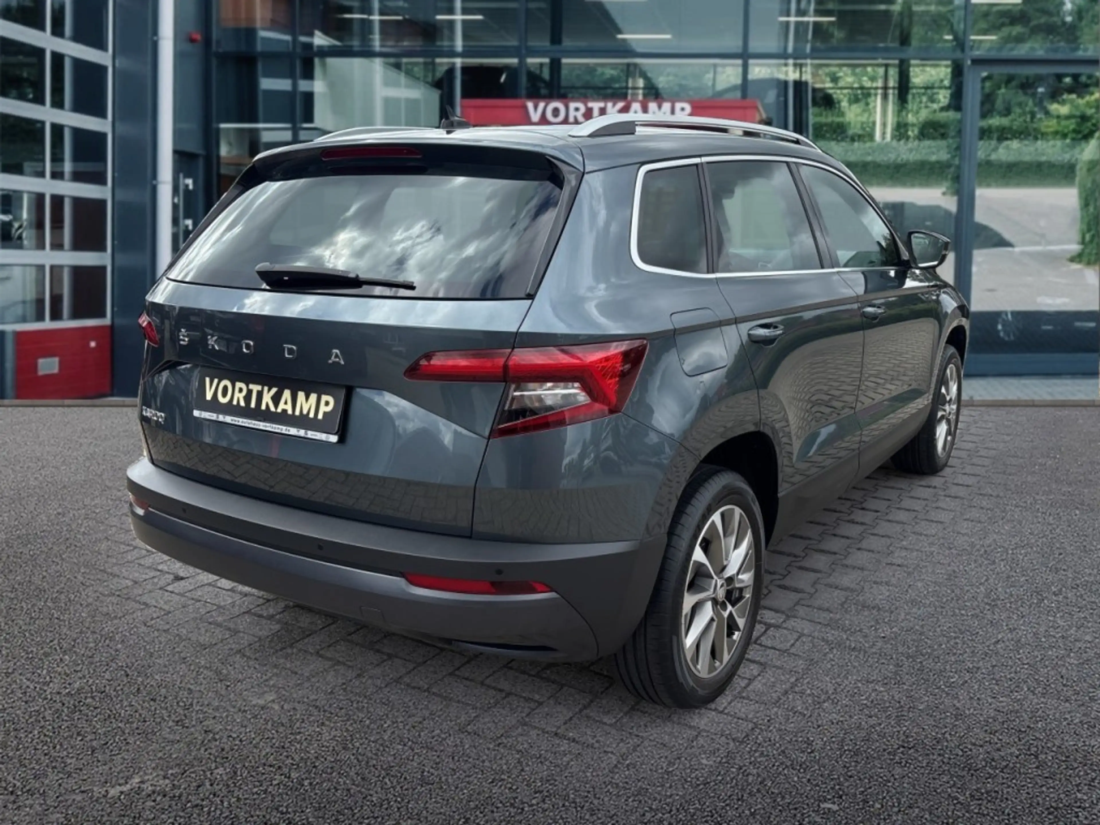 Skoda Karoq 1.0 TSI CLEVER PDC/CRUISE/LED/STOELVERW-VOOR+ACHTE — photo 5