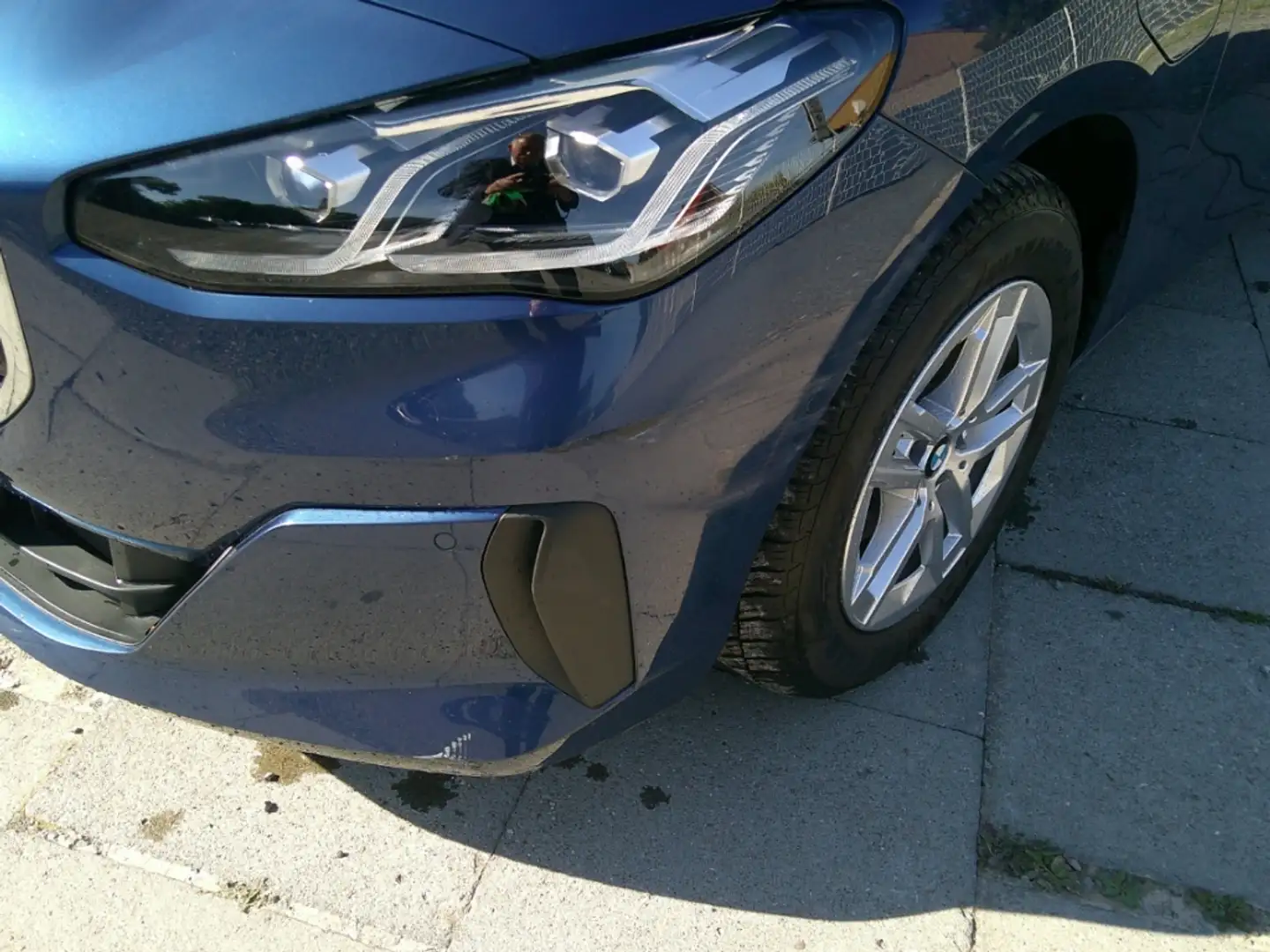 BMW 225 Active Tourer e xDrive Navi Sportsitz Sitzheizung Blau - 2