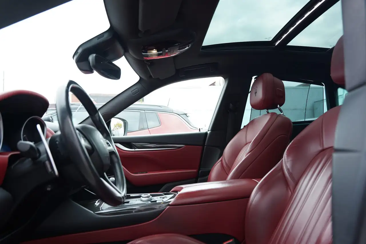 Maserati Levante снимка Maserati Levante