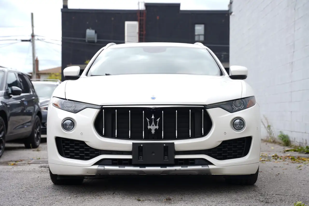 Maserati Levante снимка Maserati Levante