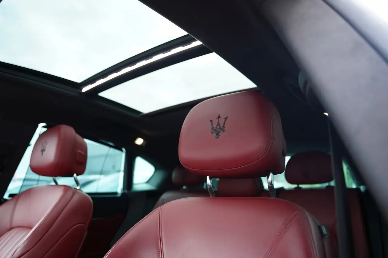 Maserati Levante снимка Maserati Levante
