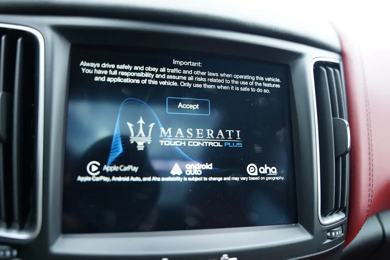 Maserati Levante снимка Maserati Levante