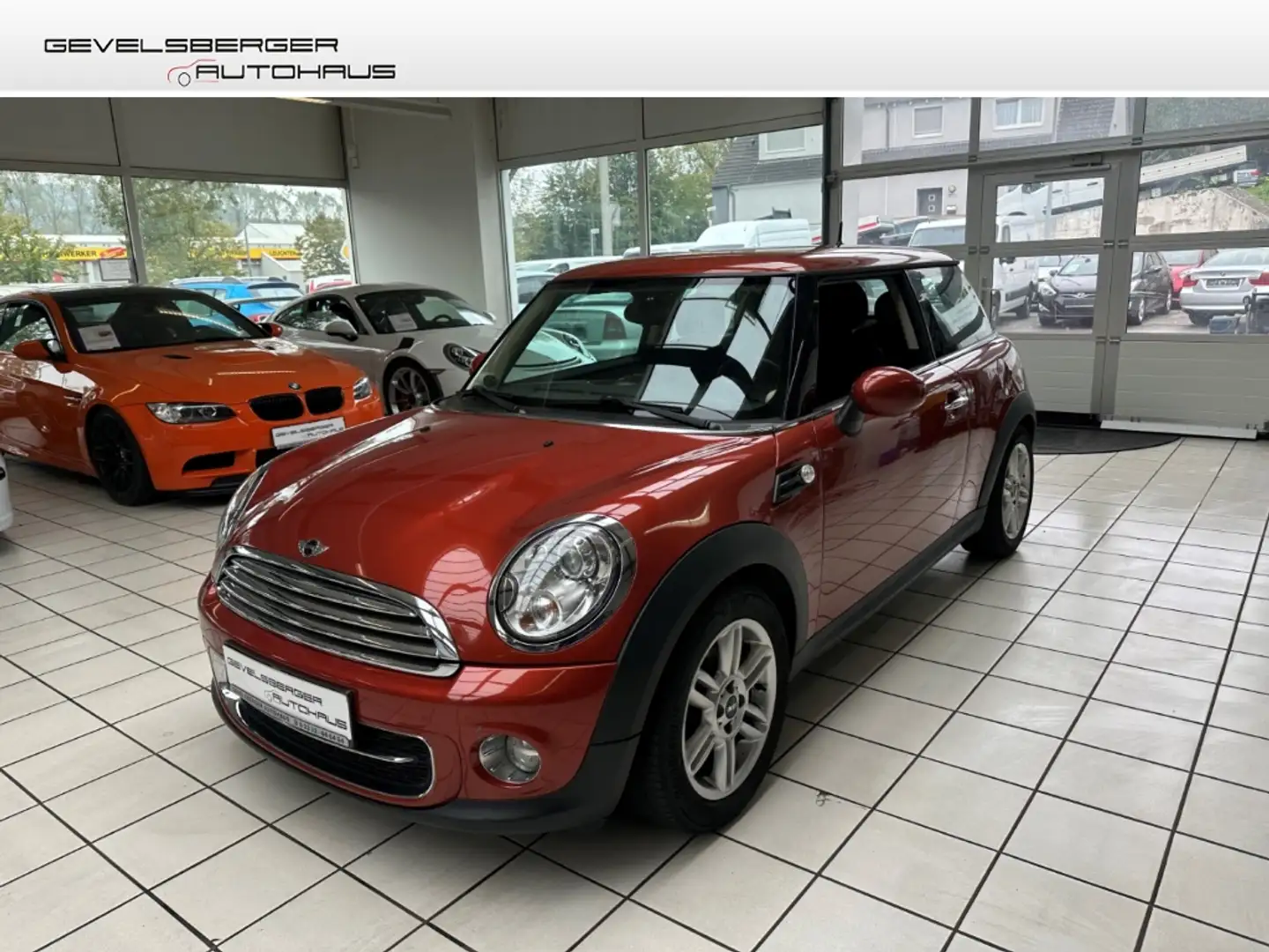 MINI Cooper Mini 1.6 2.Hand Klimaautom SHZ Keyless Entry Keyle Oranžová - 1