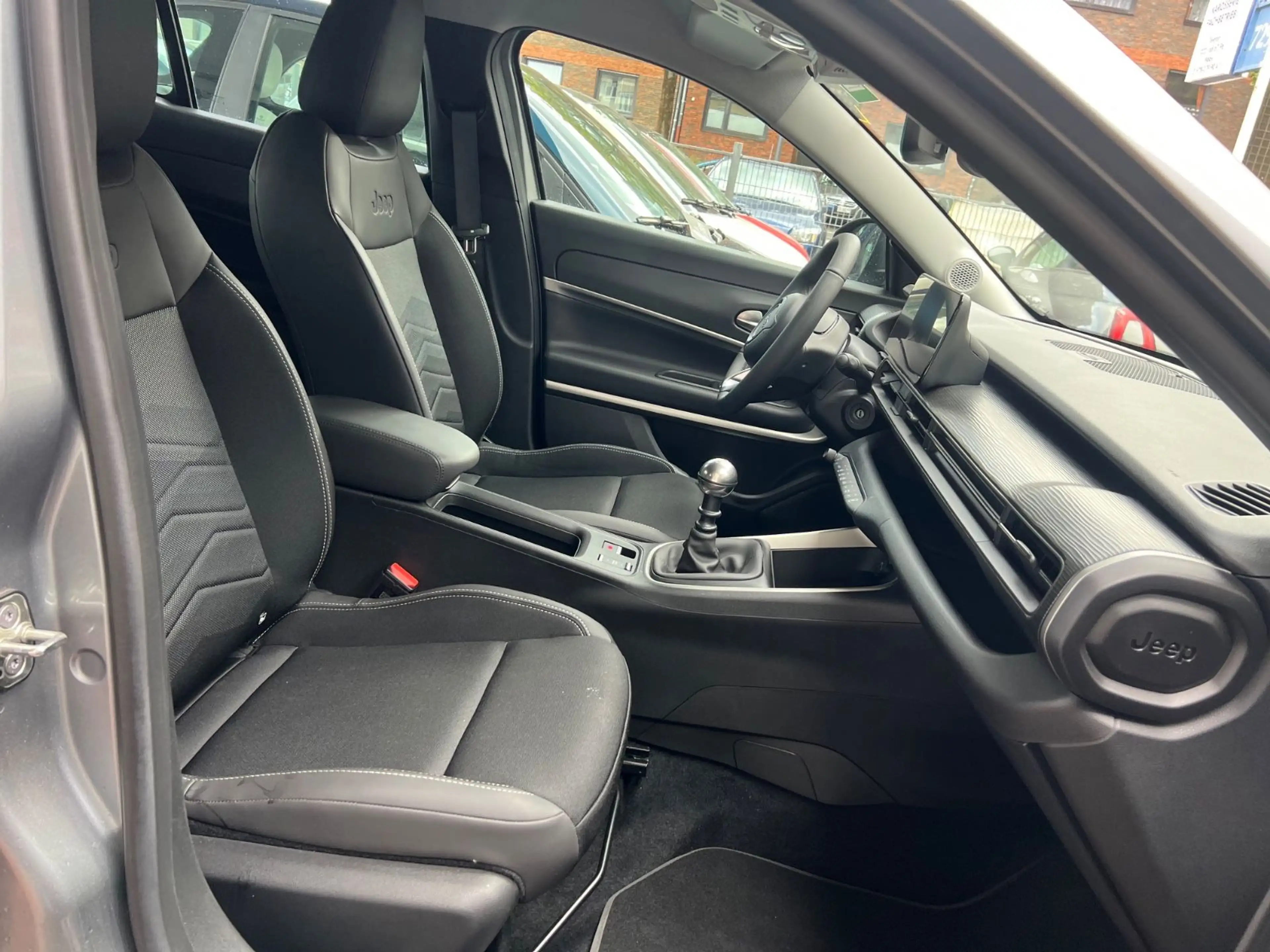 Jeep Avenger Longitud*nur.14.597KM*CARPLAY*SHZ*1J GAR — photo 8