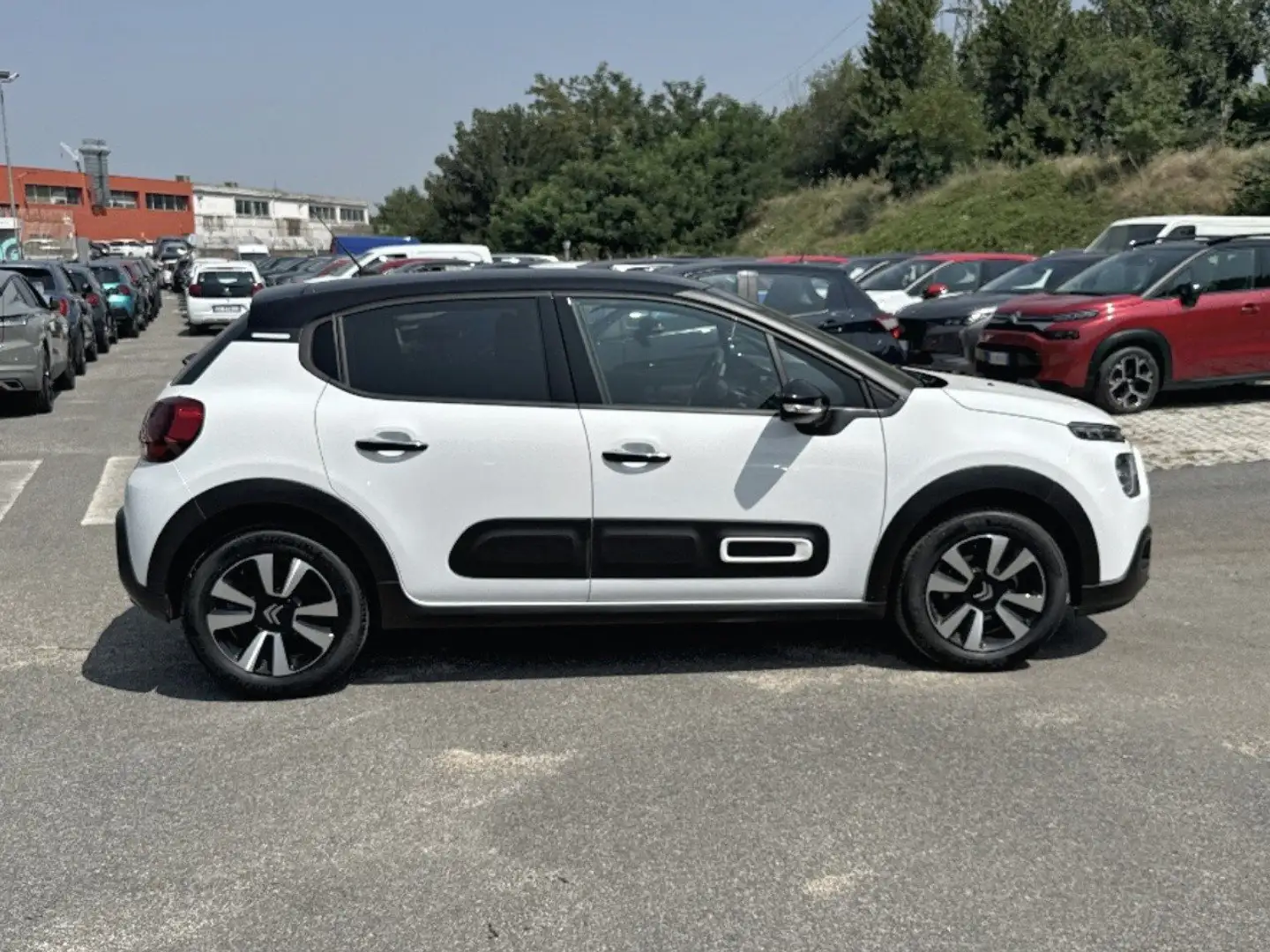 Citroen C3 PureTech 83 S&S Shine Bianco - 2