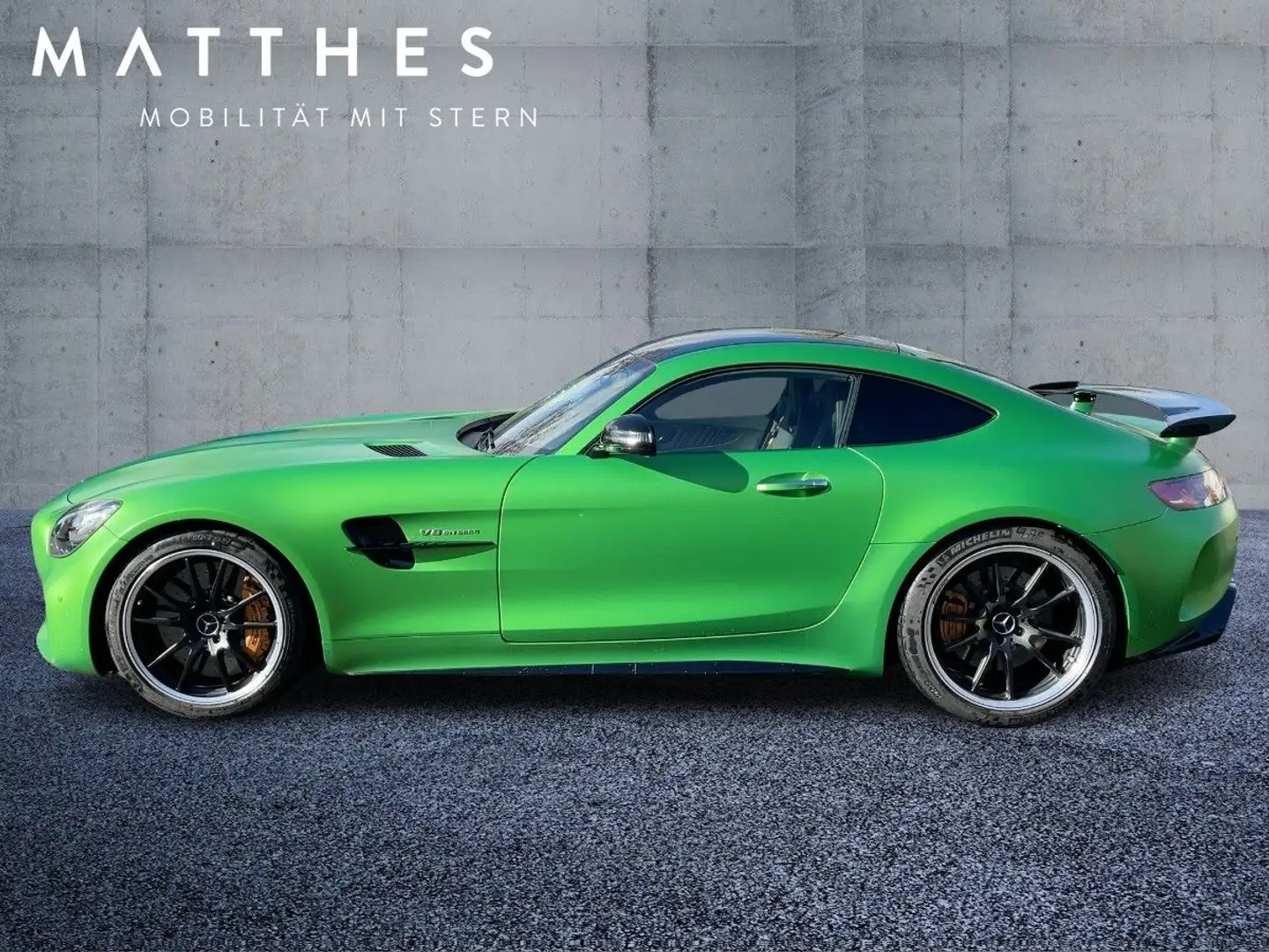 Mercedes-Benz AMG GT Coupe Carbon-Ceramic/designo/Distr. Verde - 2