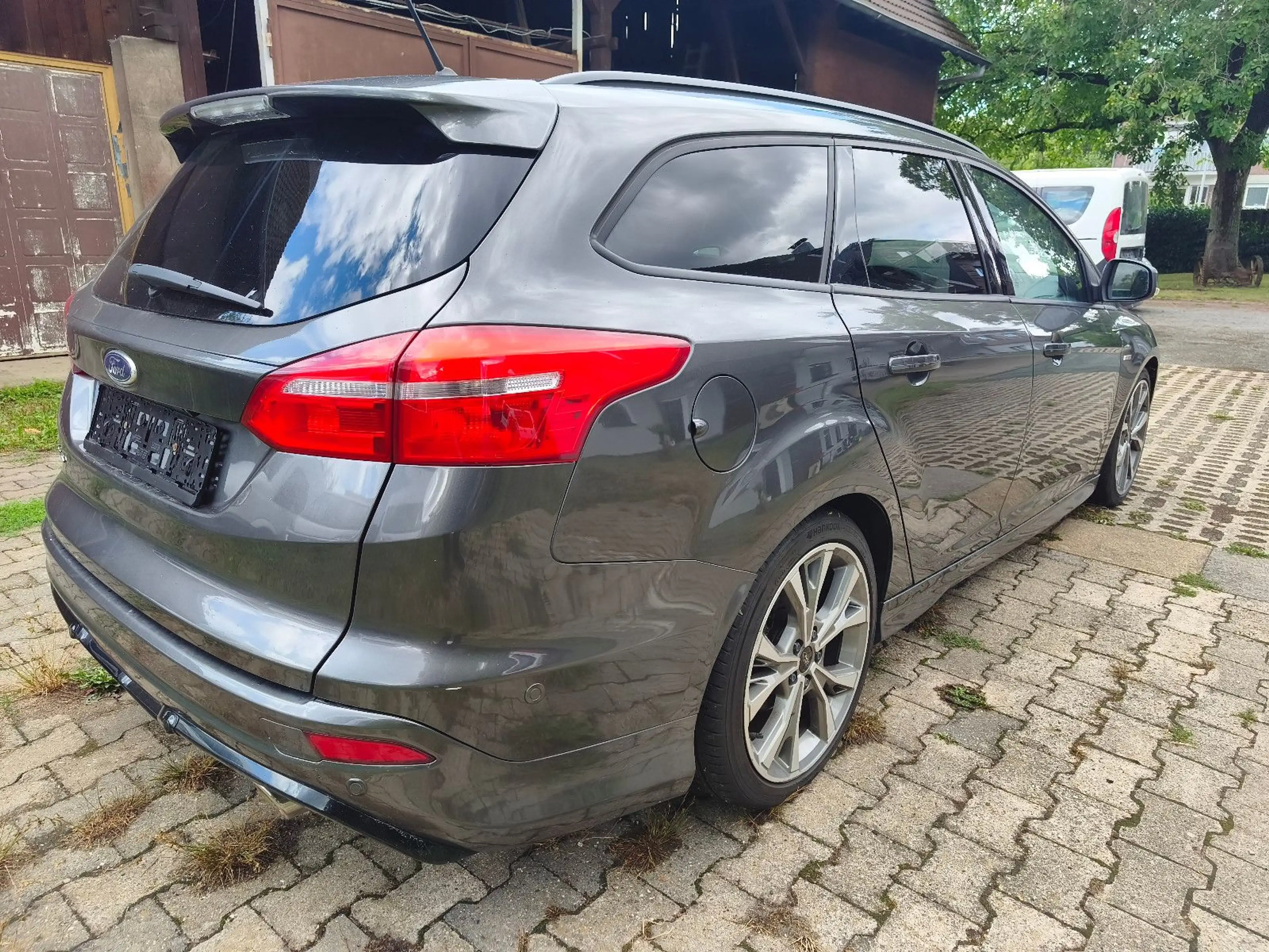 Ford Focus Turnier ST-Line/Aut./Scheckheft/1.Hand — photo 8